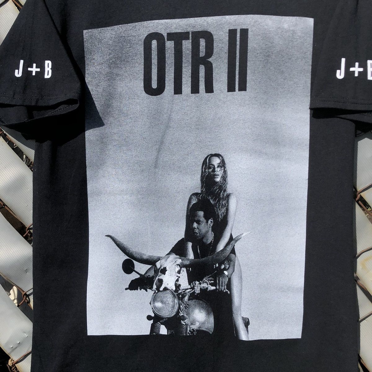 Band Tees × Beyonce × Jay-Z OTR ll JAY Z BEYONCE TOUR 2018 Size US M / EU 48-50 / 2 - 3 Thumbnail