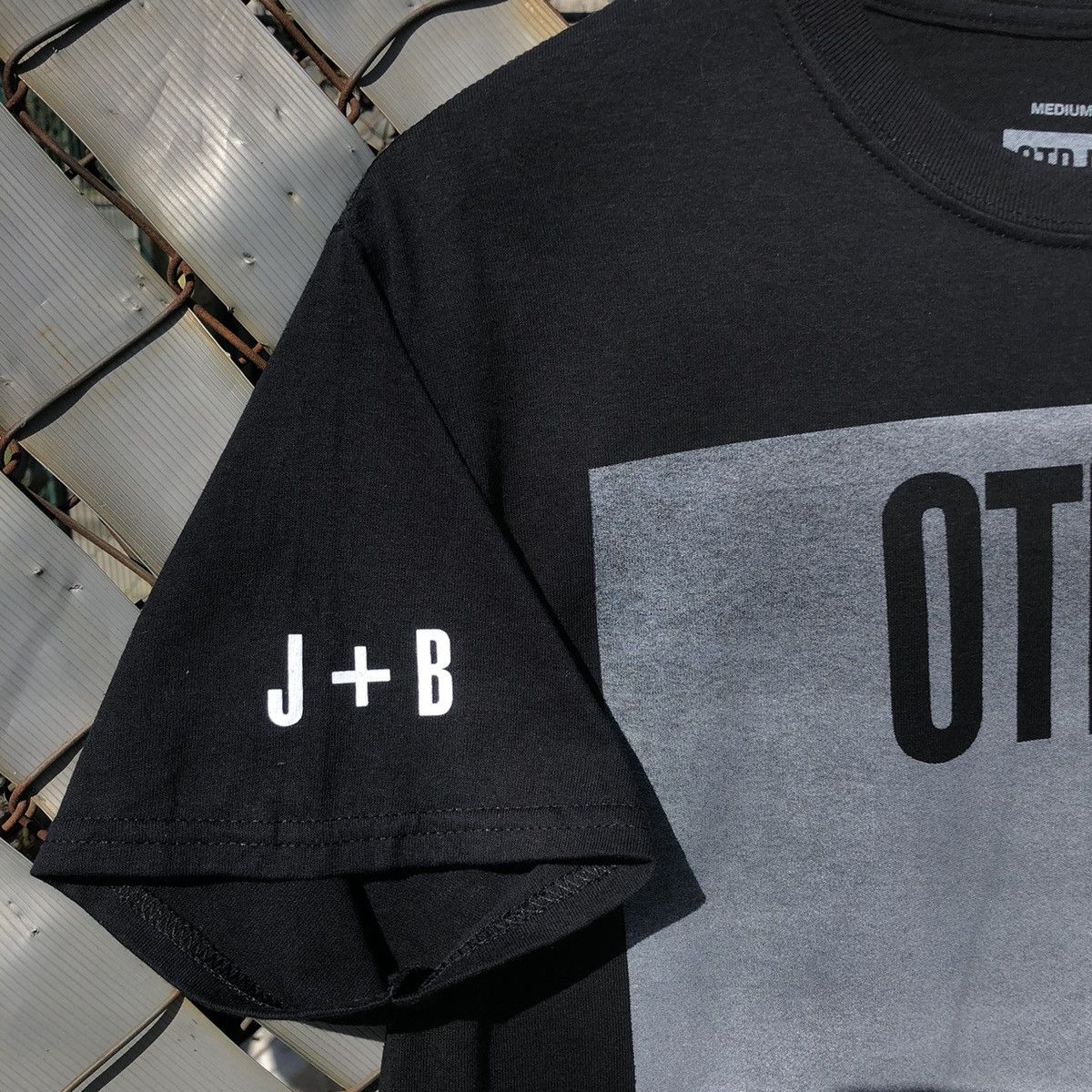 Band Tees × Beyonce × Jay-Z OTR ll JAY Z BEYONCE TOUR 2018 Size US M / EU 48-50 / 2 - 2 Thumbnail