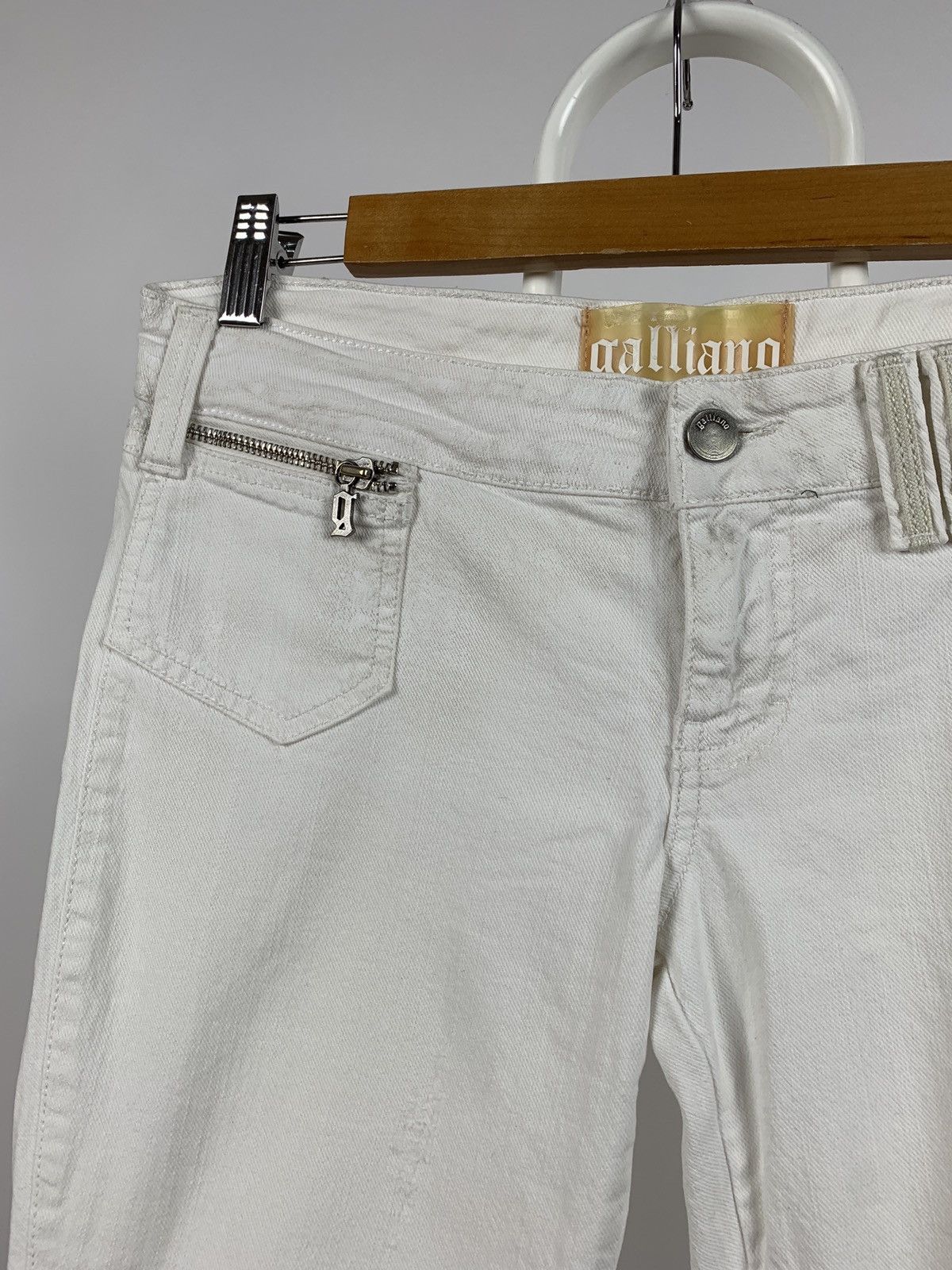 John Galliano Vintage John Galliano Rhinestones Painted Cropped Pants Size 28" / US 6 / IT 42 - 7 Thumbnail