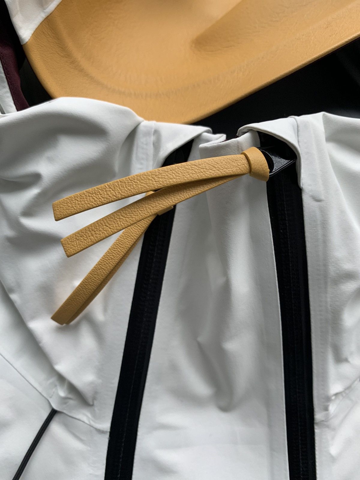 Arc'teryx Arcteryx x Jil Sander Size S / US 4 / IT 40 - 11 Thumbnail