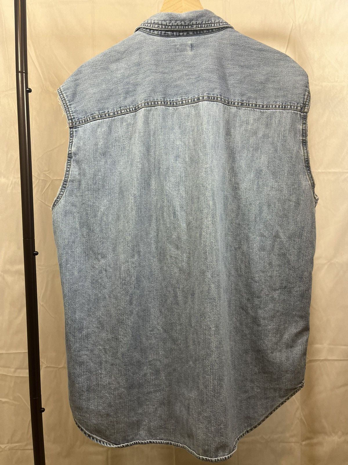 Levi's × Vintage Distressed Faded Cutoff Oversized Shirt Size US L / EU 52-54 / 3 - 10 Thumbnail
