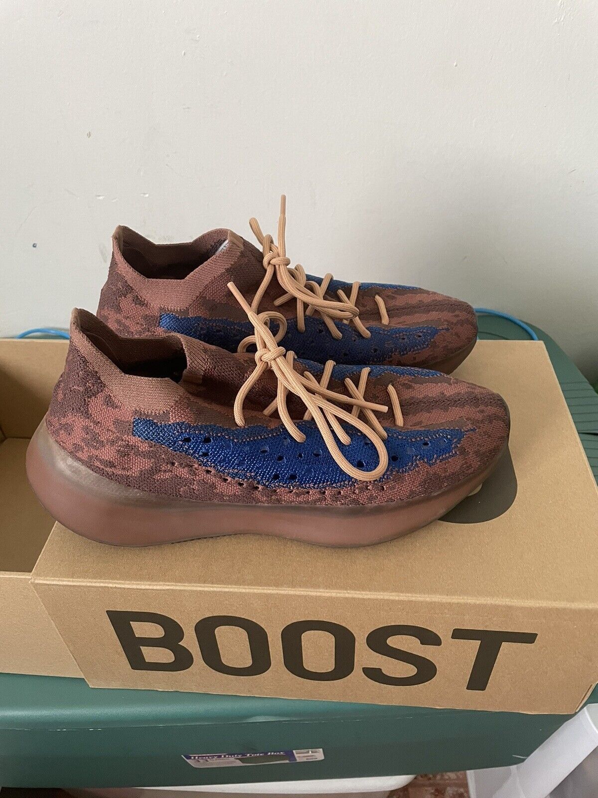yeezy azure 380