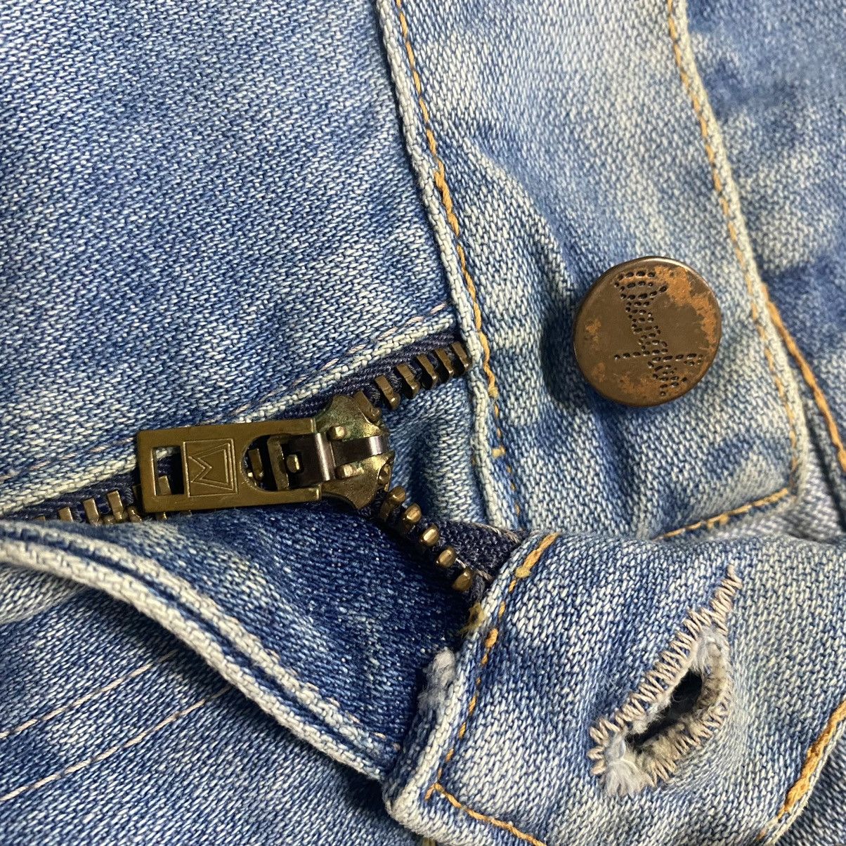 Vintage Vintage Wrangler Bell Bottom Jeans 29x30 Made in Japan Size US 29 - 14 Thumbnail