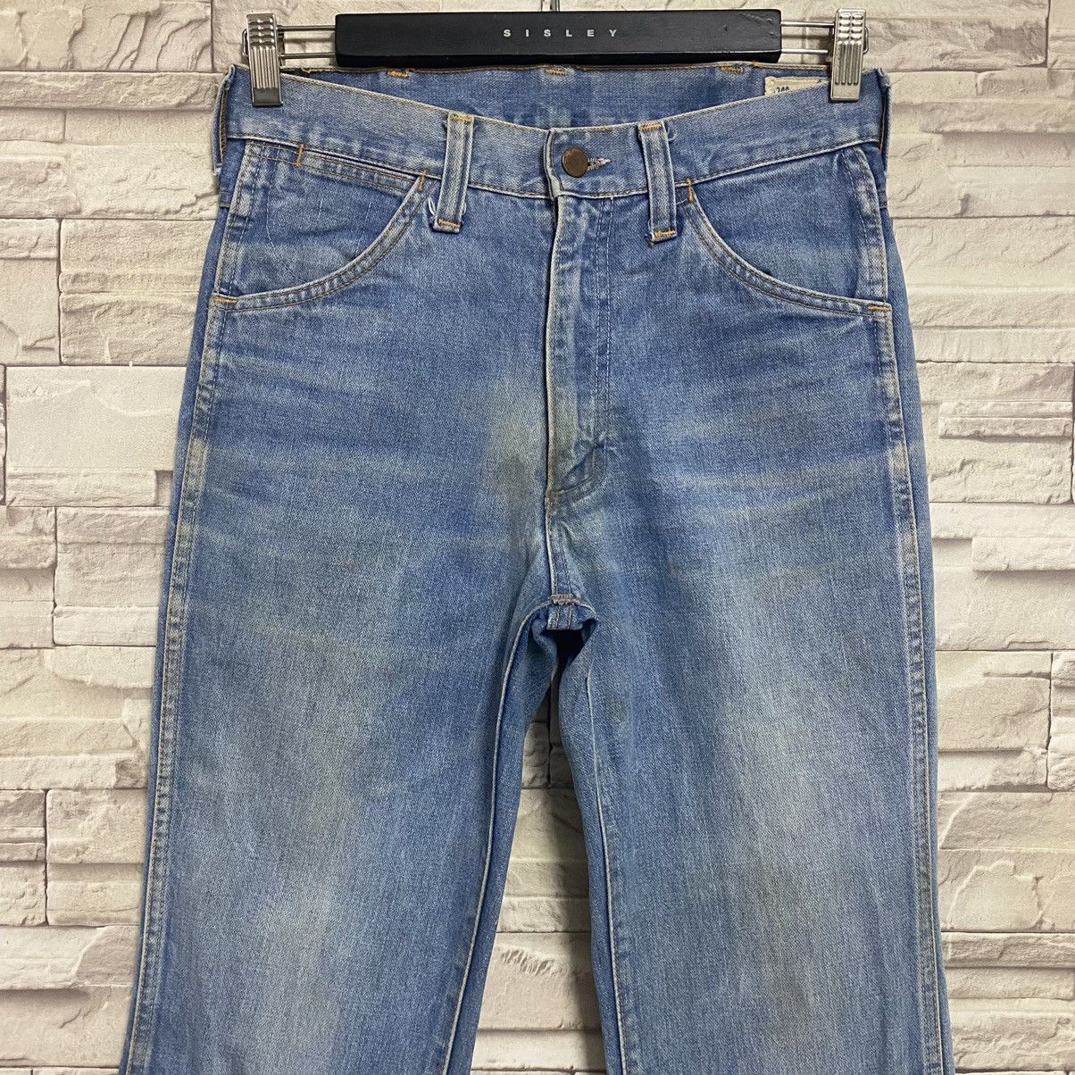 Vintage Vintage Wrangler Bell Bottom Jeans 29x30 Made in Japan Size US 29 - 4 Thumbnail