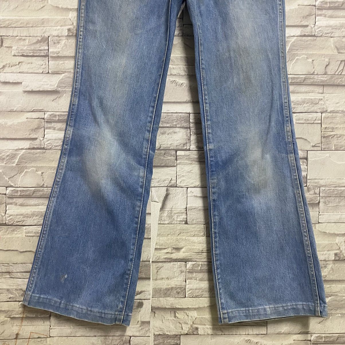Vintage Vintage Wrangler Bell Bottom Jeans 29x30 Made in Japan Size US 29 - 5 Thumbnail