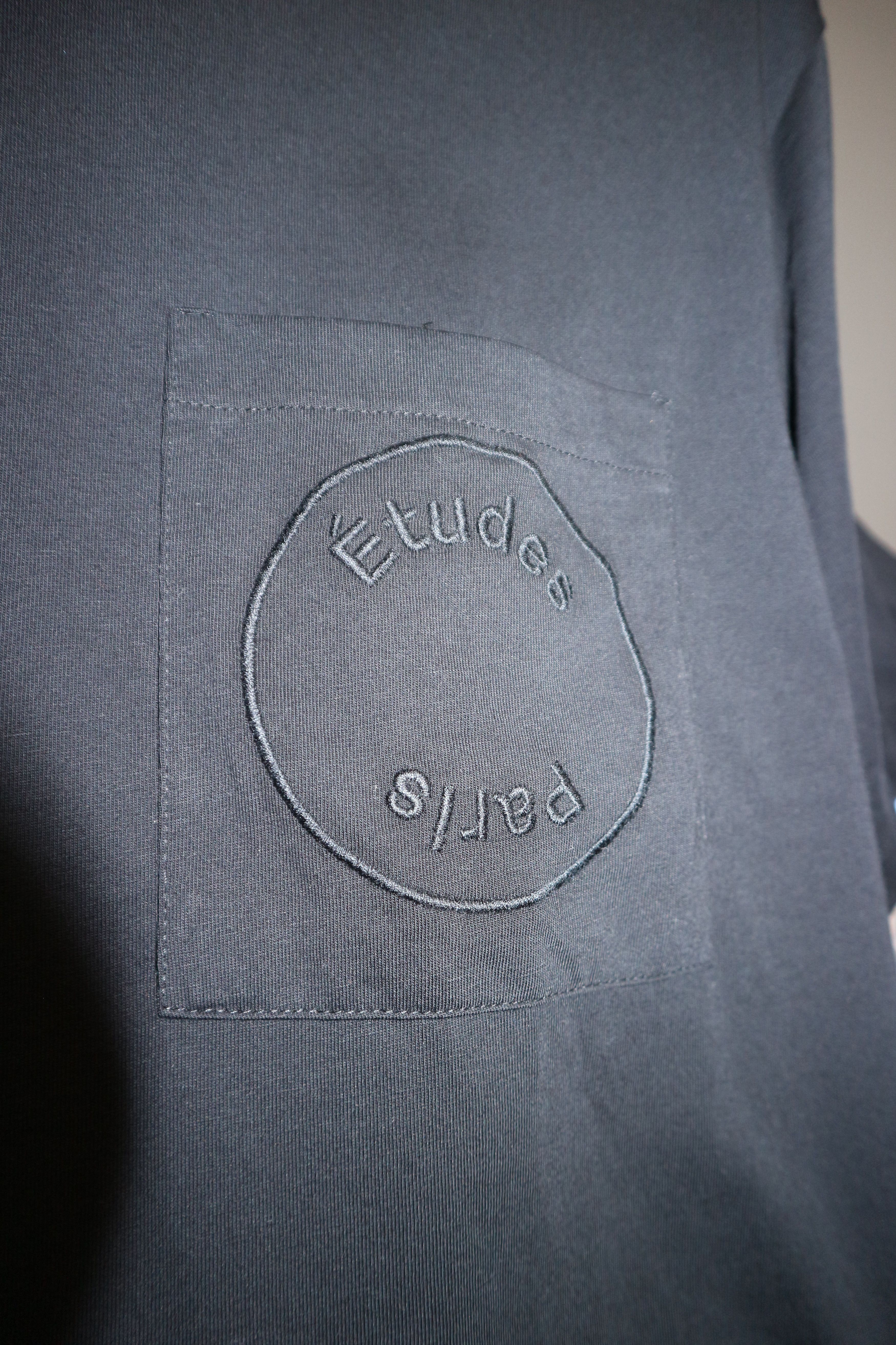 Etudes embroidered logo pocket t-shirt Size US S / EU 44-46 / 1 - 8 Thumbnail