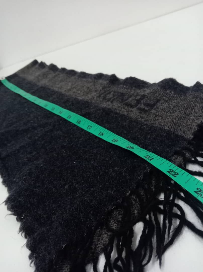 Fendi Fendi Wool Spell Out Made in Italy ( 8.5" X 44") Size ONE SIZE - 6 Thumbnail