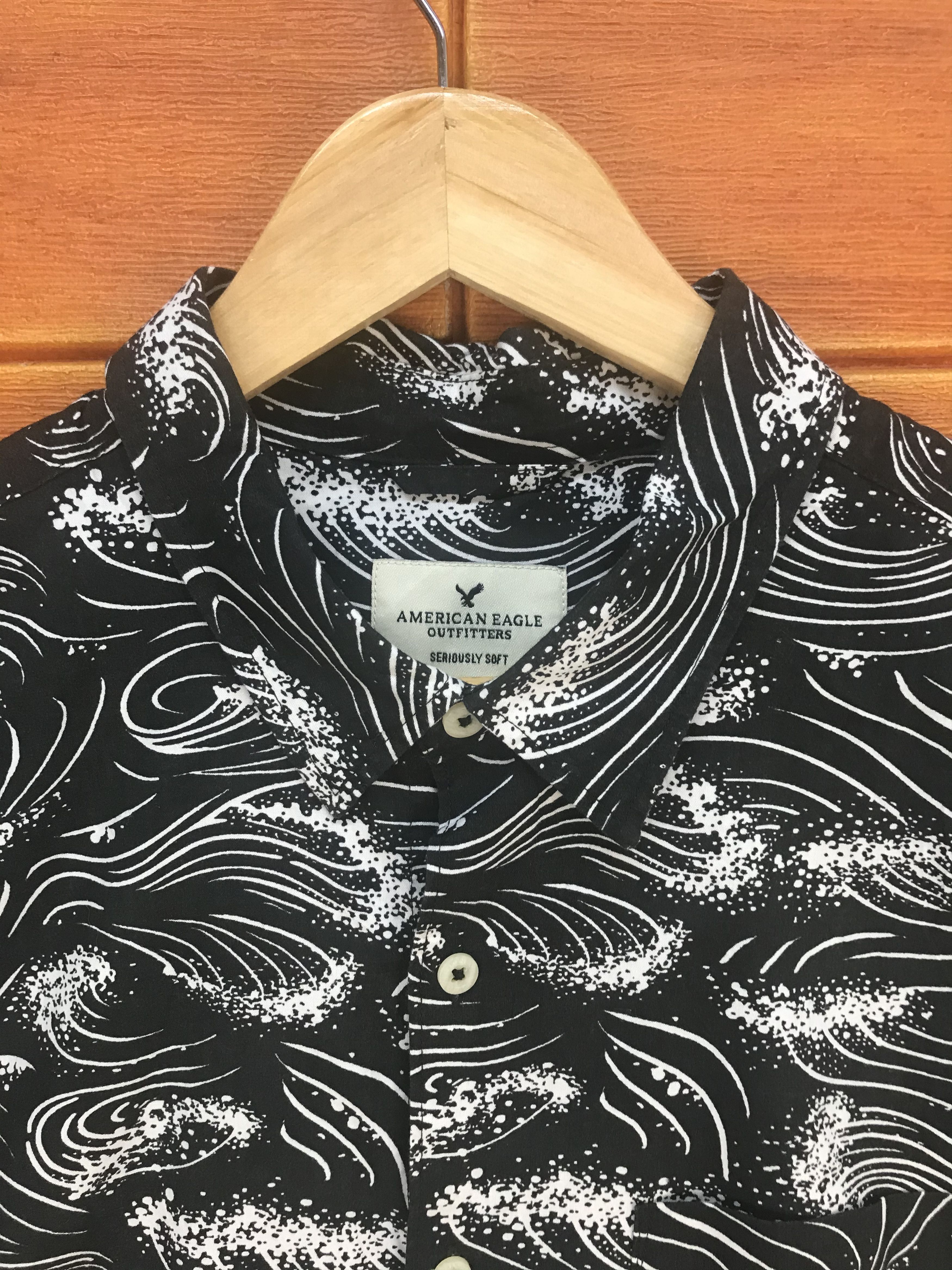 American Eagle Outfitters American Eagle Outfitters Great Wave Print Shirt Size US L / EU 52-54 / 3 - 1 Thumbnail