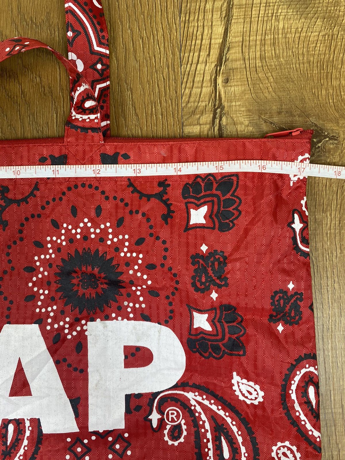 Japanese Brand Vintage Anap Paisley Bandana Pattern Tote Bag Size ONE SIZE - 3 Thumbnail