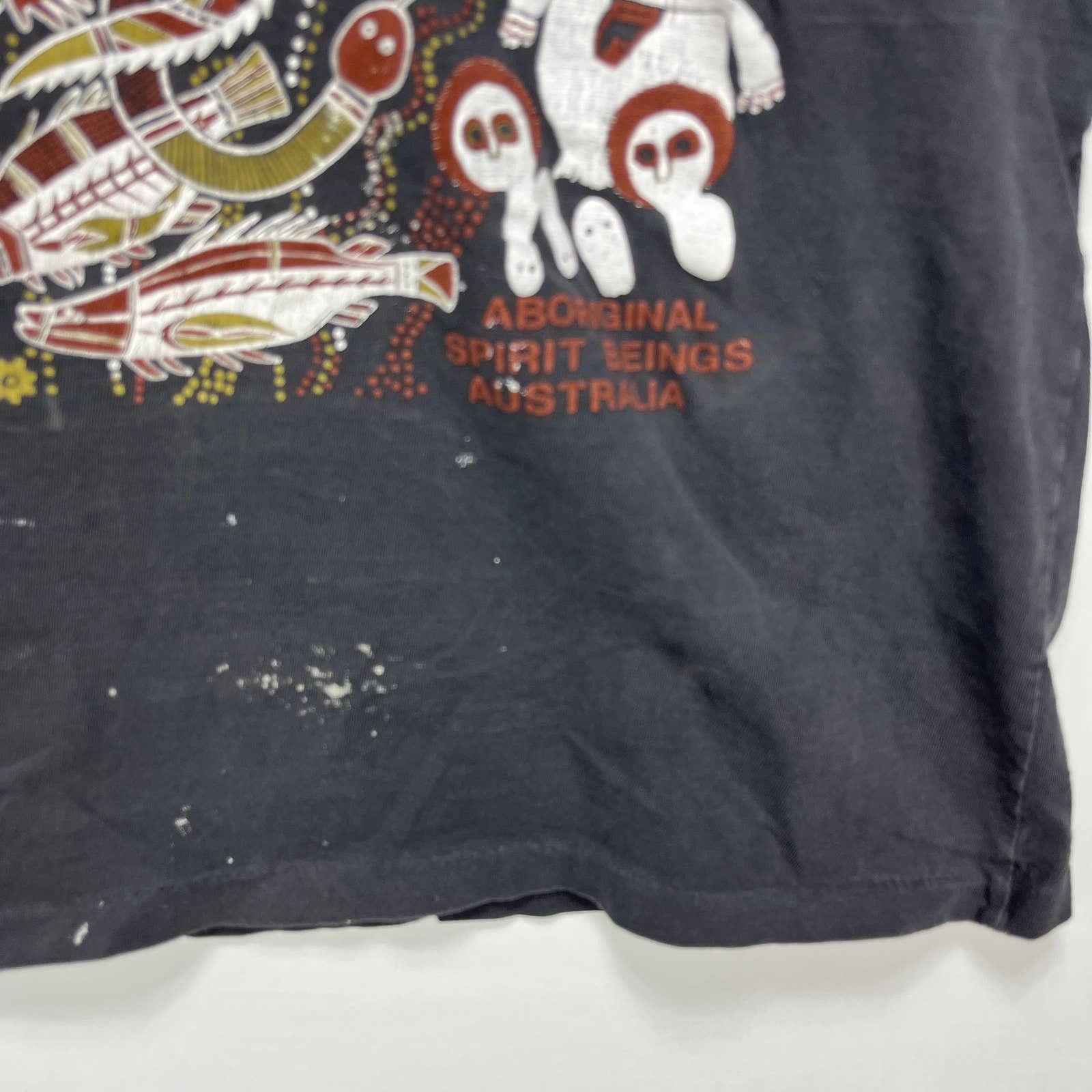 Vintage Vintage 90s Sun Faded Australia Black T shirt Medium Size US M / EU 48-50 / 2 - 3 Thumbnail