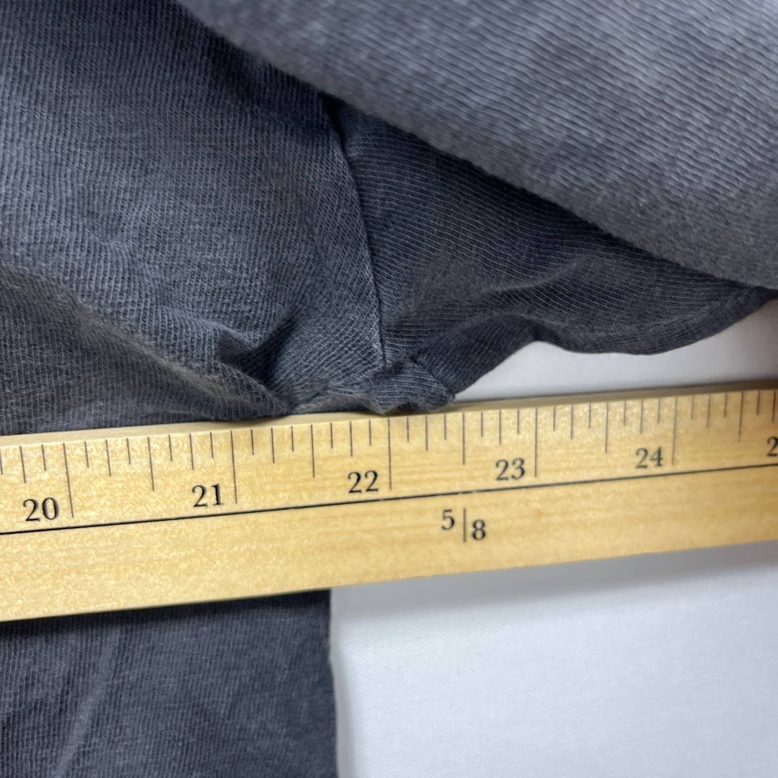 Vintage Vintage 90s Sun Faded Australia Black T shirt Medium Size US M / EU 48-50 / 2 - 7 Thumbnail