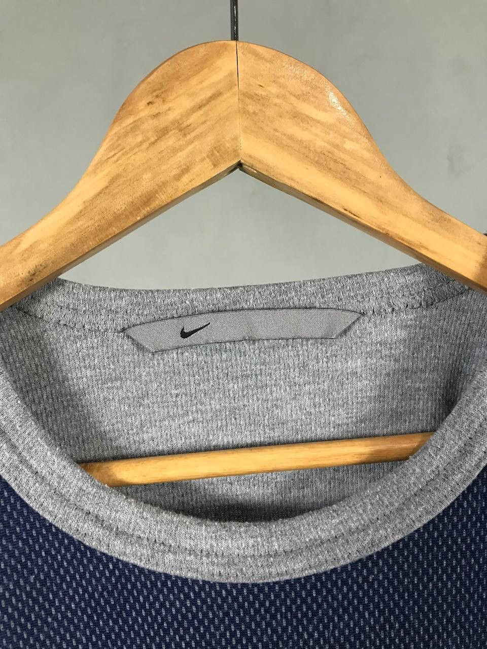 Nike × Vintage Nike basketball swoosh streetwear vintage center logo tee Size US L / EU 52-54 / 3 - 4 Thumbnail