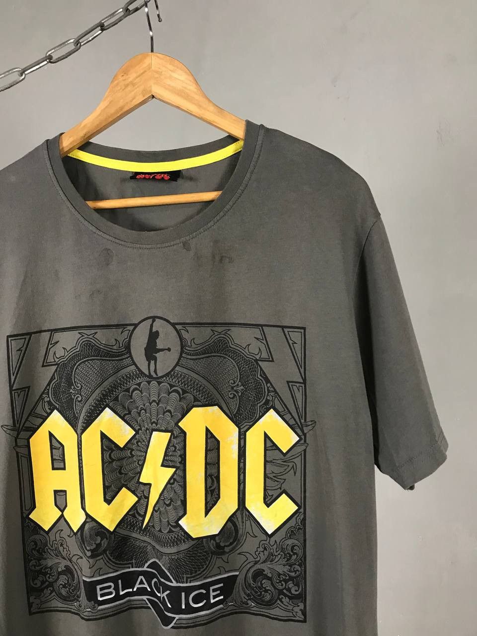 Band Tees AC/DC vintage rock band tee Size US XL / EU 56 / 4 - 2 Thumbnail