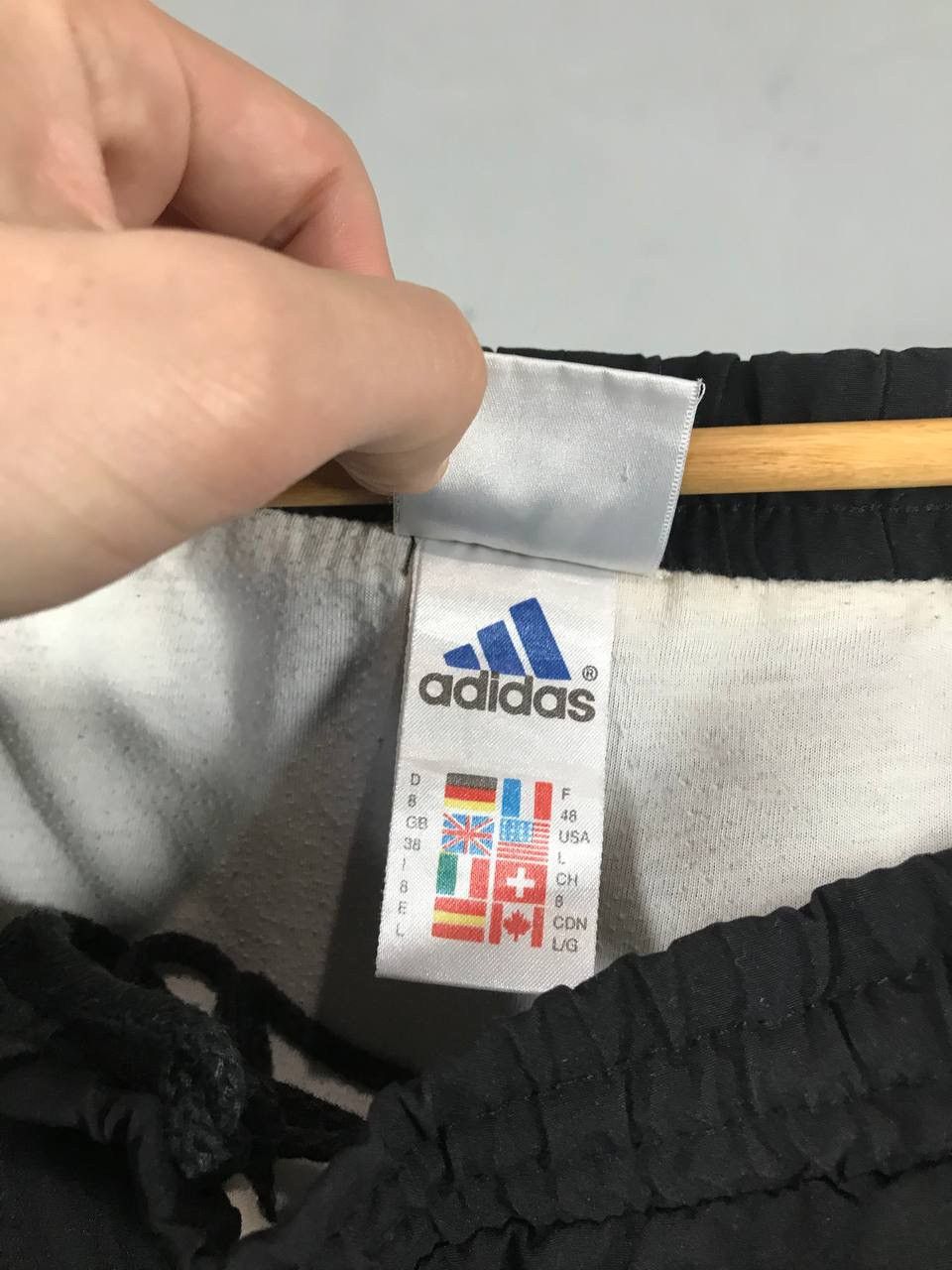 Adidas × Vintage Adidas vintage sportwear streetwear shorts Size US 34 / EU 50 - 7 Thumbnail