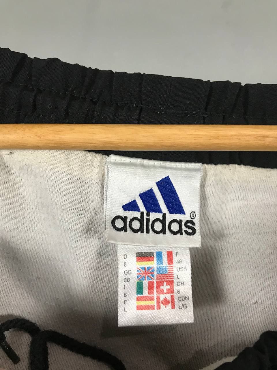 Adidas × Vintage Adidas vintage sportwear streetwear shorts Size US 34 / EU 50 - 6 Thumbnail