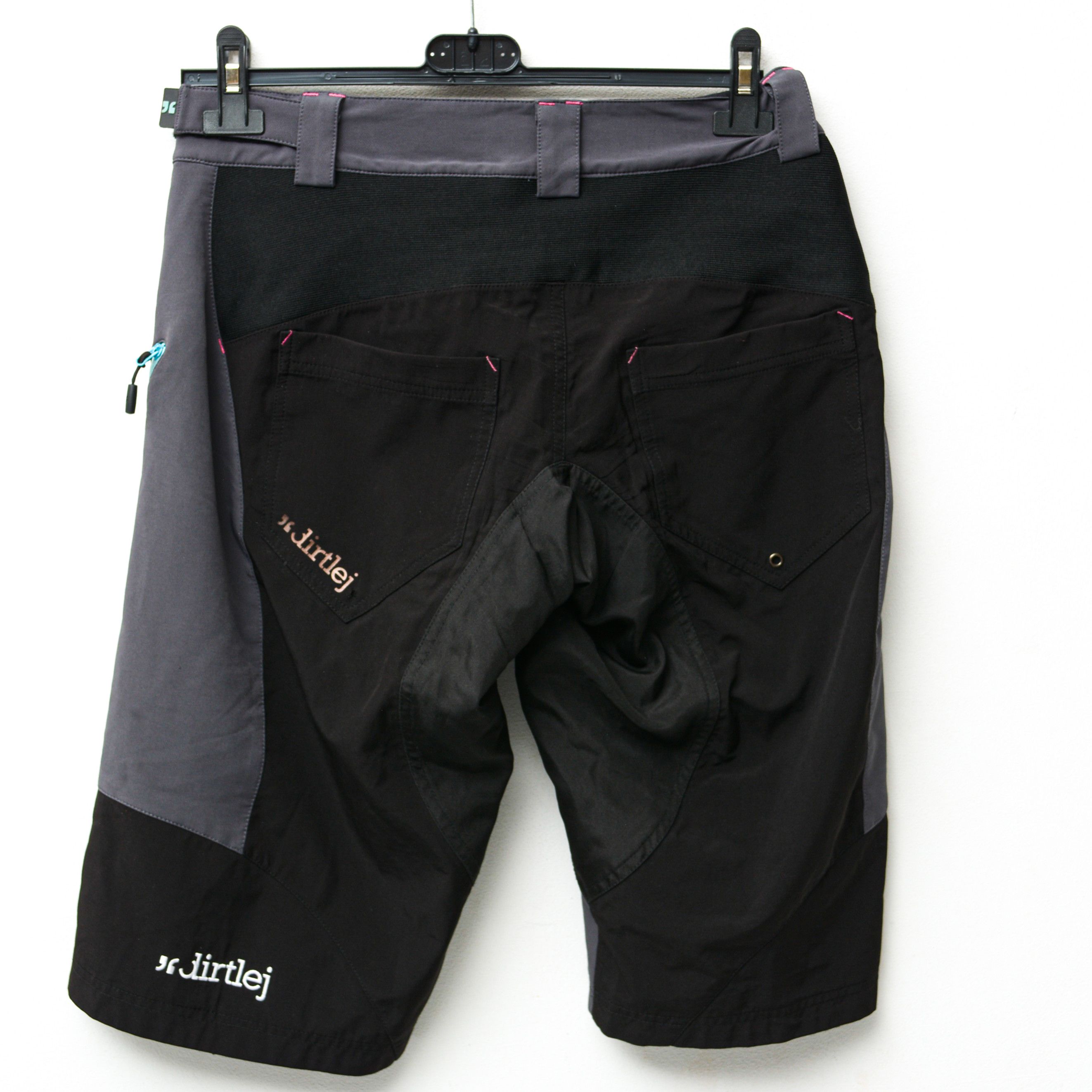 Other Dirtlej Mountain Biking Women S Shorts Waterproof Pockets Size 30" / US 8 / IT 44 - 7 Thumbnail