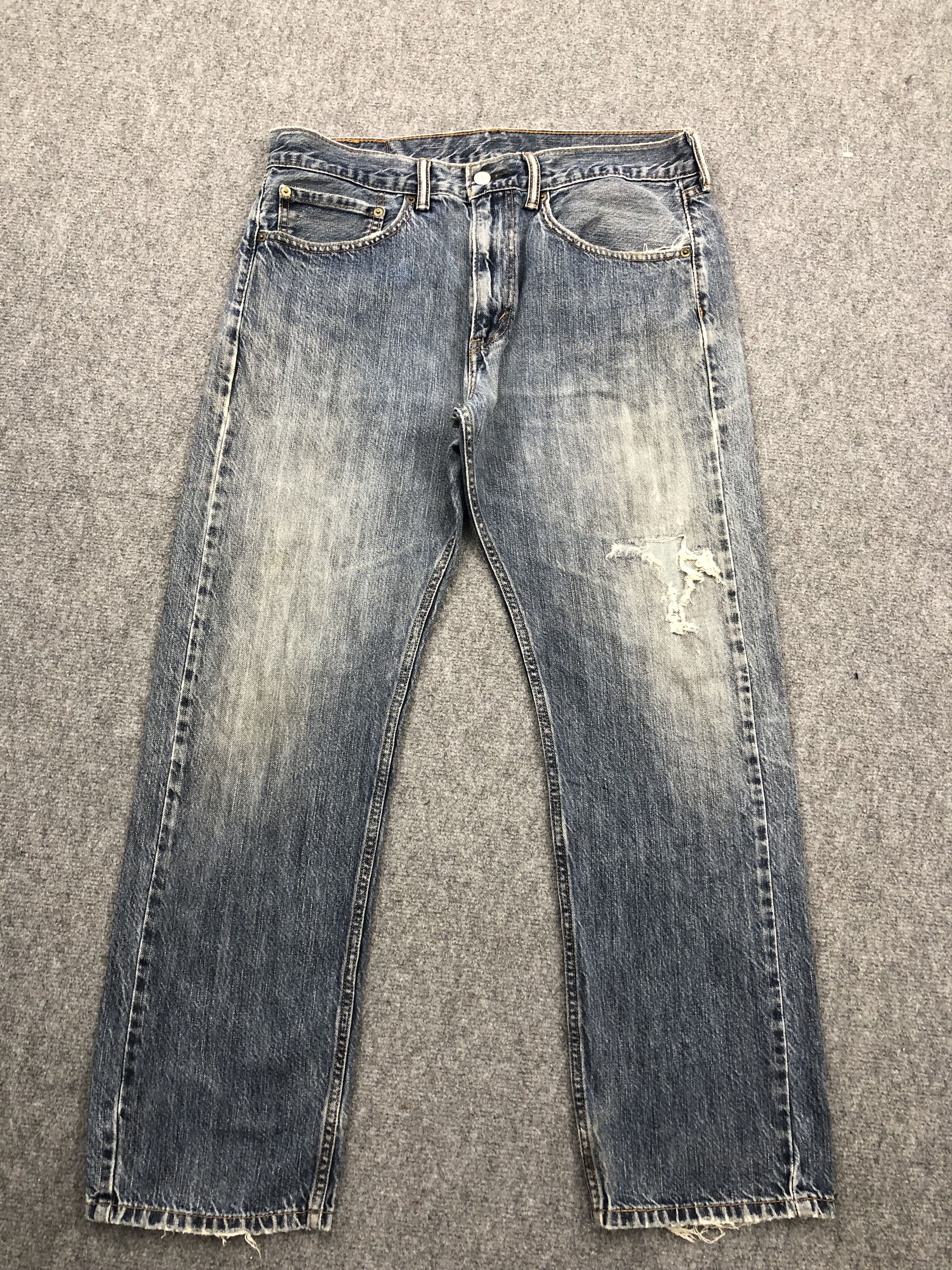 Levi's Faded Blue Vintage Levis 505 Jeans DP1626 Size US 35 - 1 Thumbnail
