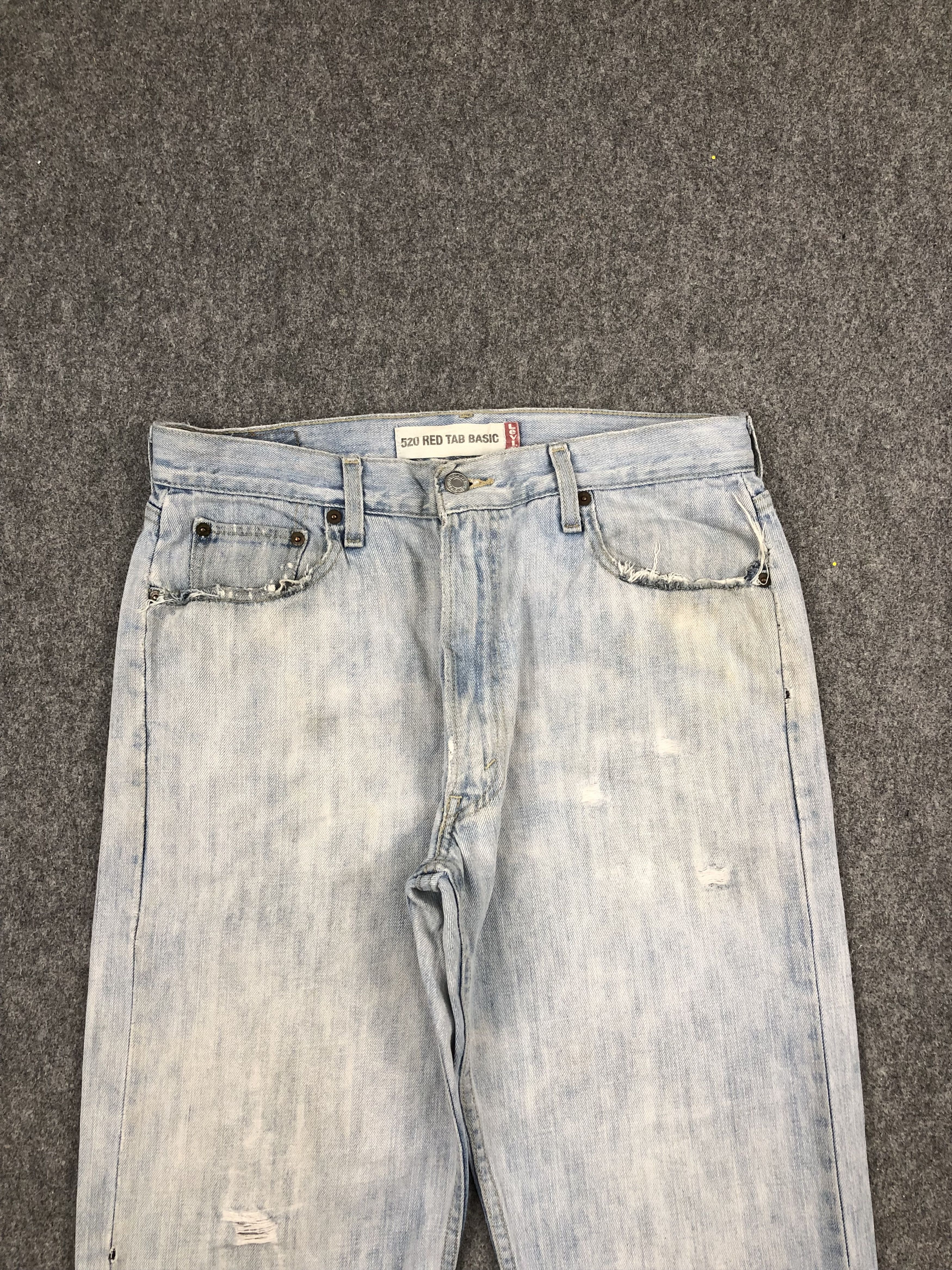 Levi's Vintage Levis 520 Light Wash Jeans DP1654 Size US 33 - 2 Thumbnail
