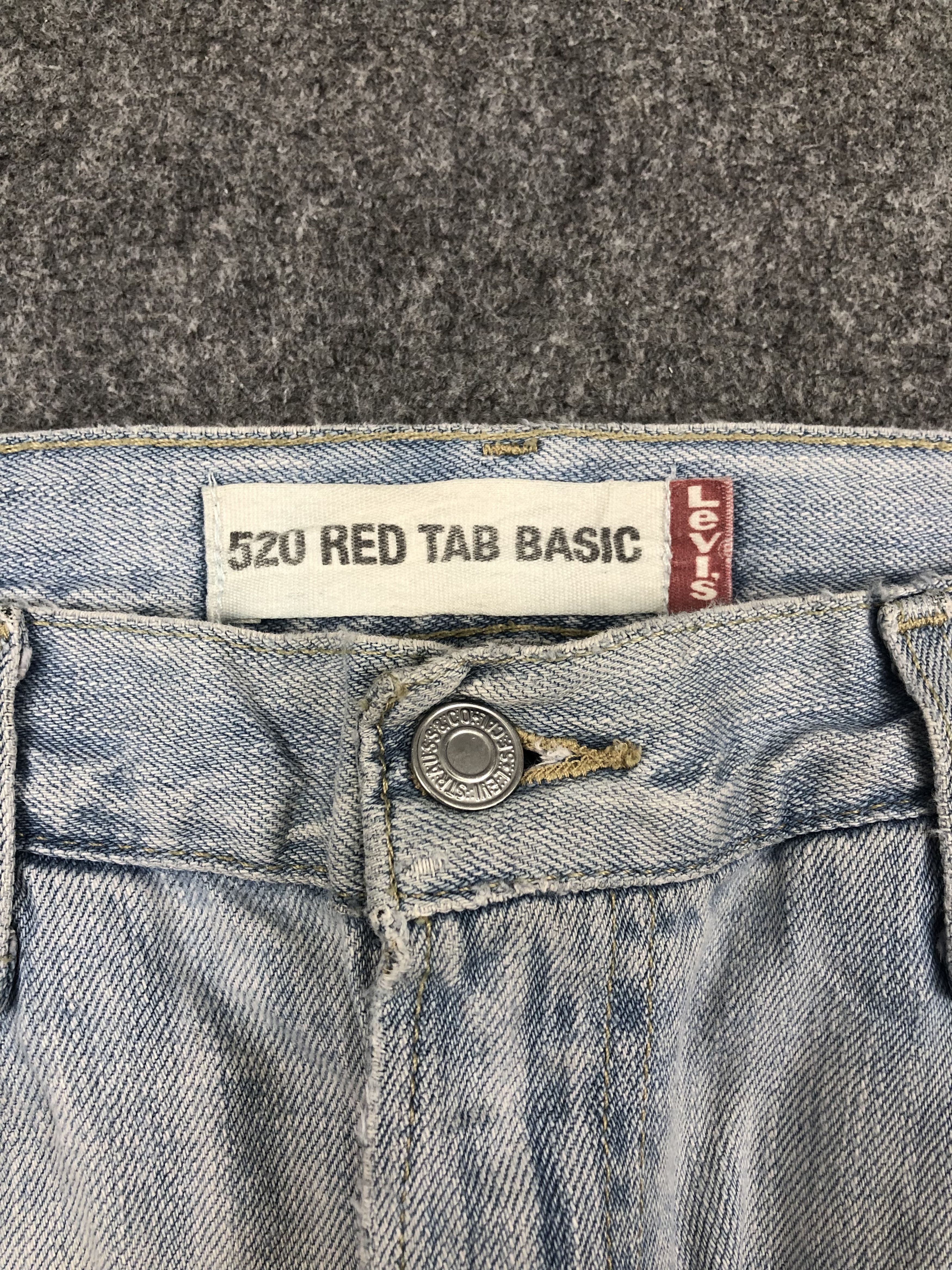 Levi's Vintage Levis 520 Light Wash Jeans DP1654 Size US 33 - 7 Thumbnail