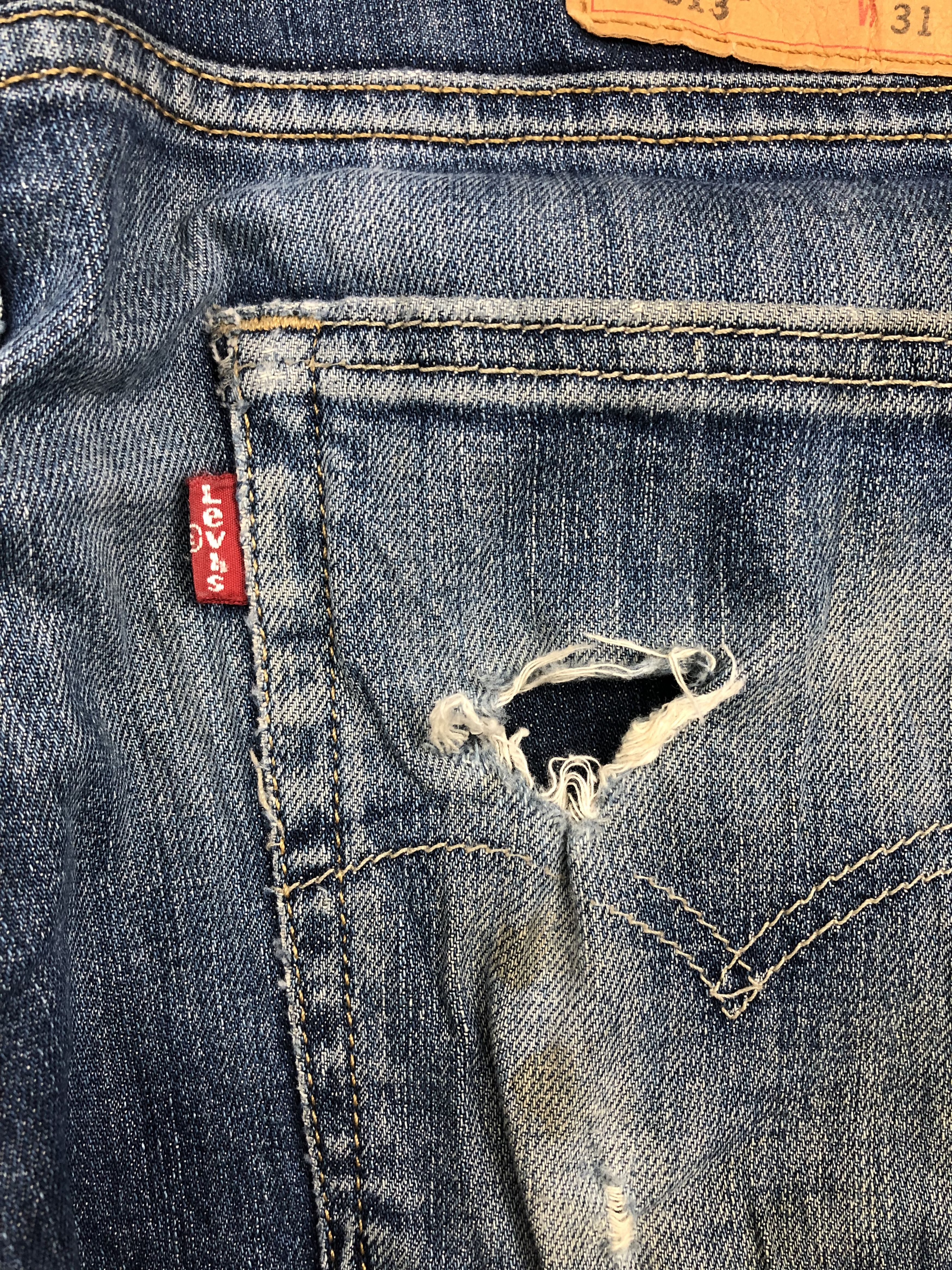 Levi's Vintage Levis 513 Faded Blue Jeans DP1648 Size US 32 / EU 48 - 14 Thumbnail