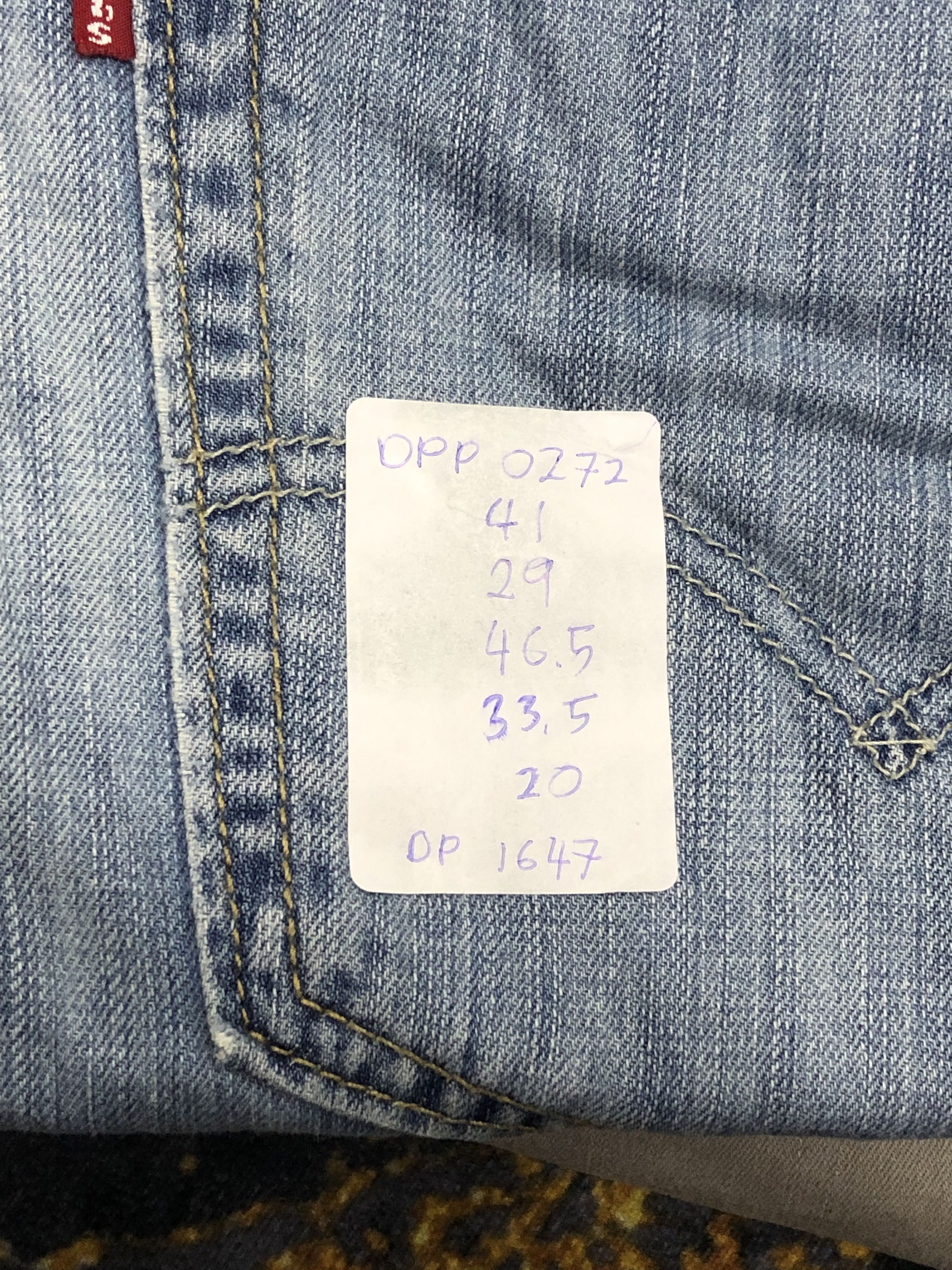 Levi's Vintage Levis 569 Light Wash Jeans DP1647 Size US 41 - 14 Thumbnail