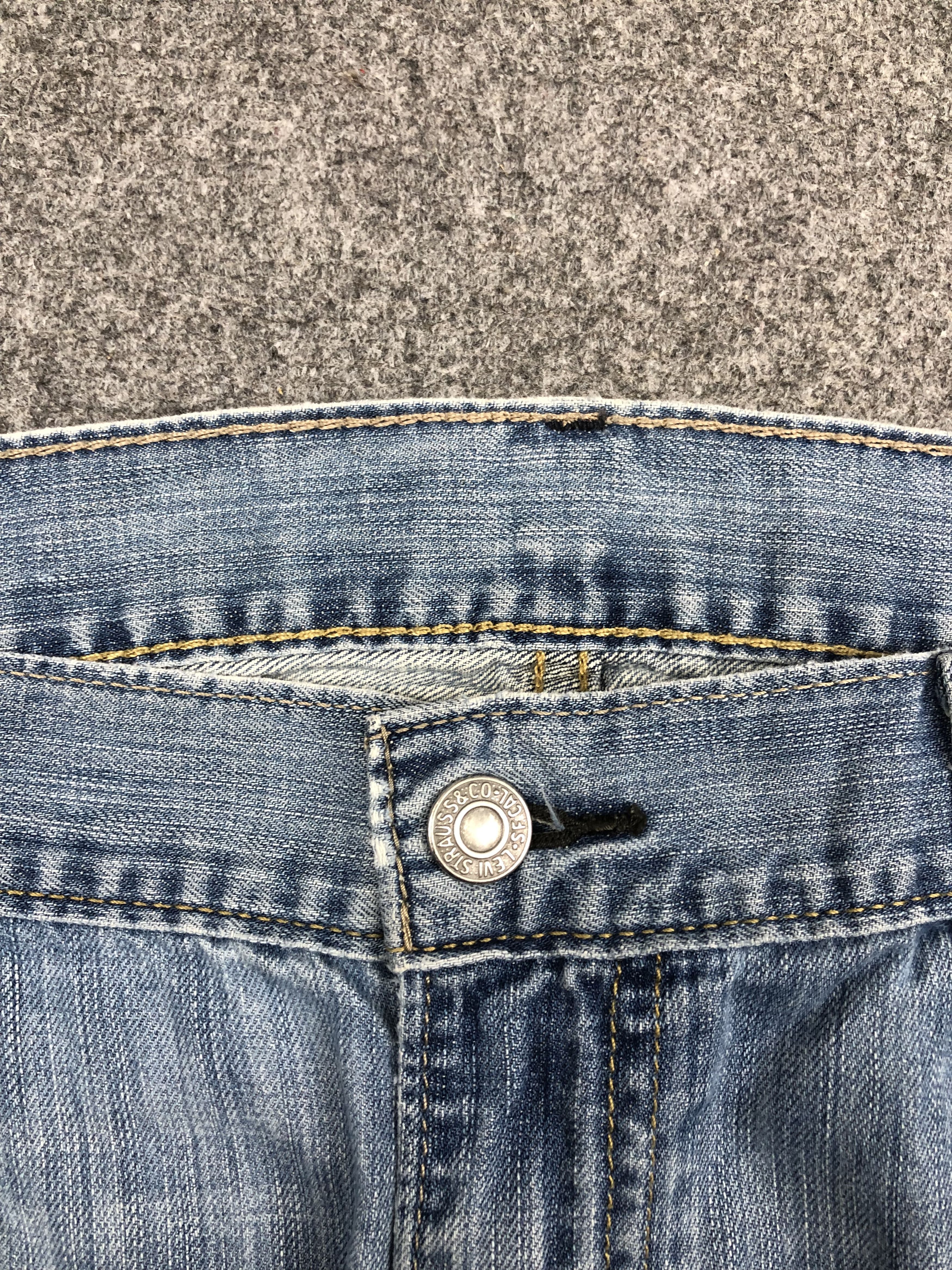 Levi's Vintage Levis 569 Light Wash Jeans DP1647 Size US 41 - 4 Thumbnail