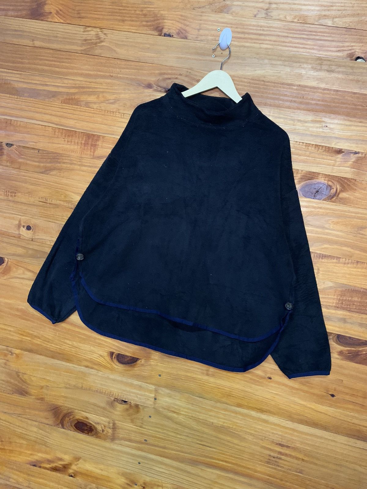 Uniqlo × White Mountaineering Fleece Jacket Size US XL / EU 56 / 4 - 2 Thumbnail