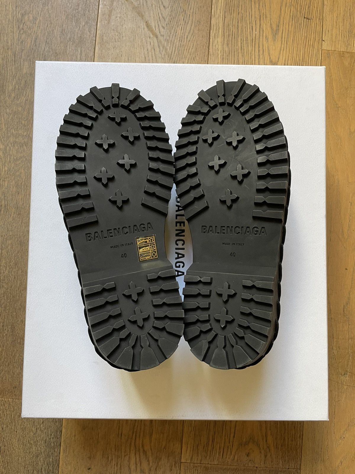 Balenciaga Balenciaga Laced Sole Derby Size US 7 / EU 40 - 10 Thumbnail