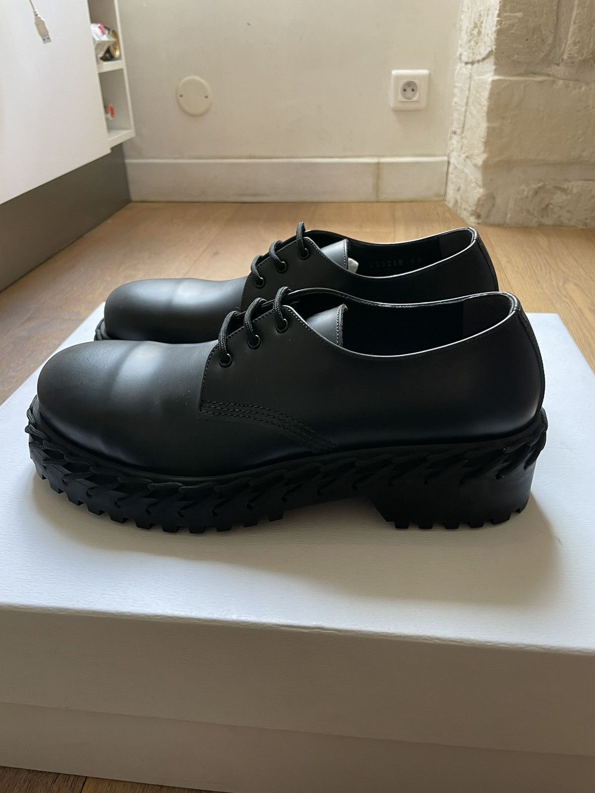 Balenciaga Balenciaga Laced Sole Derby Size US 7 / EU 40 - 9 Thumbnail