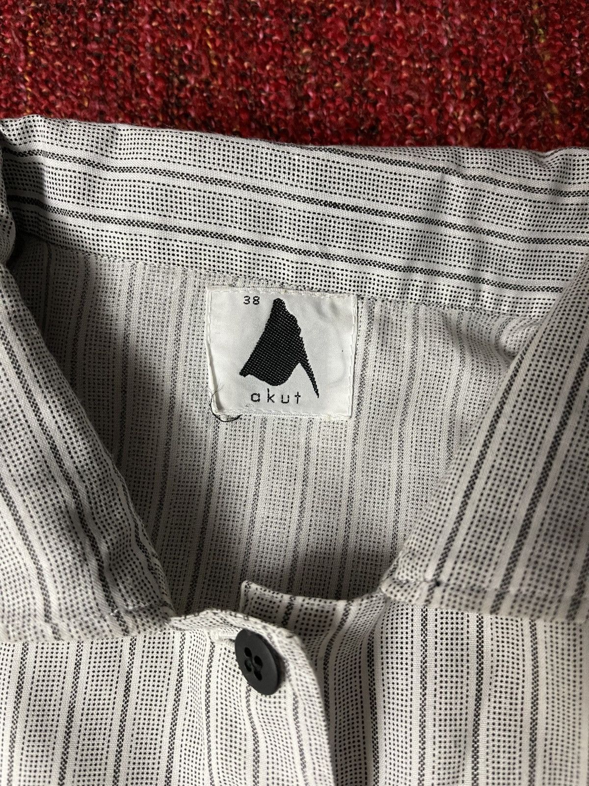Japanese Brand Akut assimetric Japanese style shirt Size XS / US 0-2 / IT 36-38 - 2 Thumbnail
