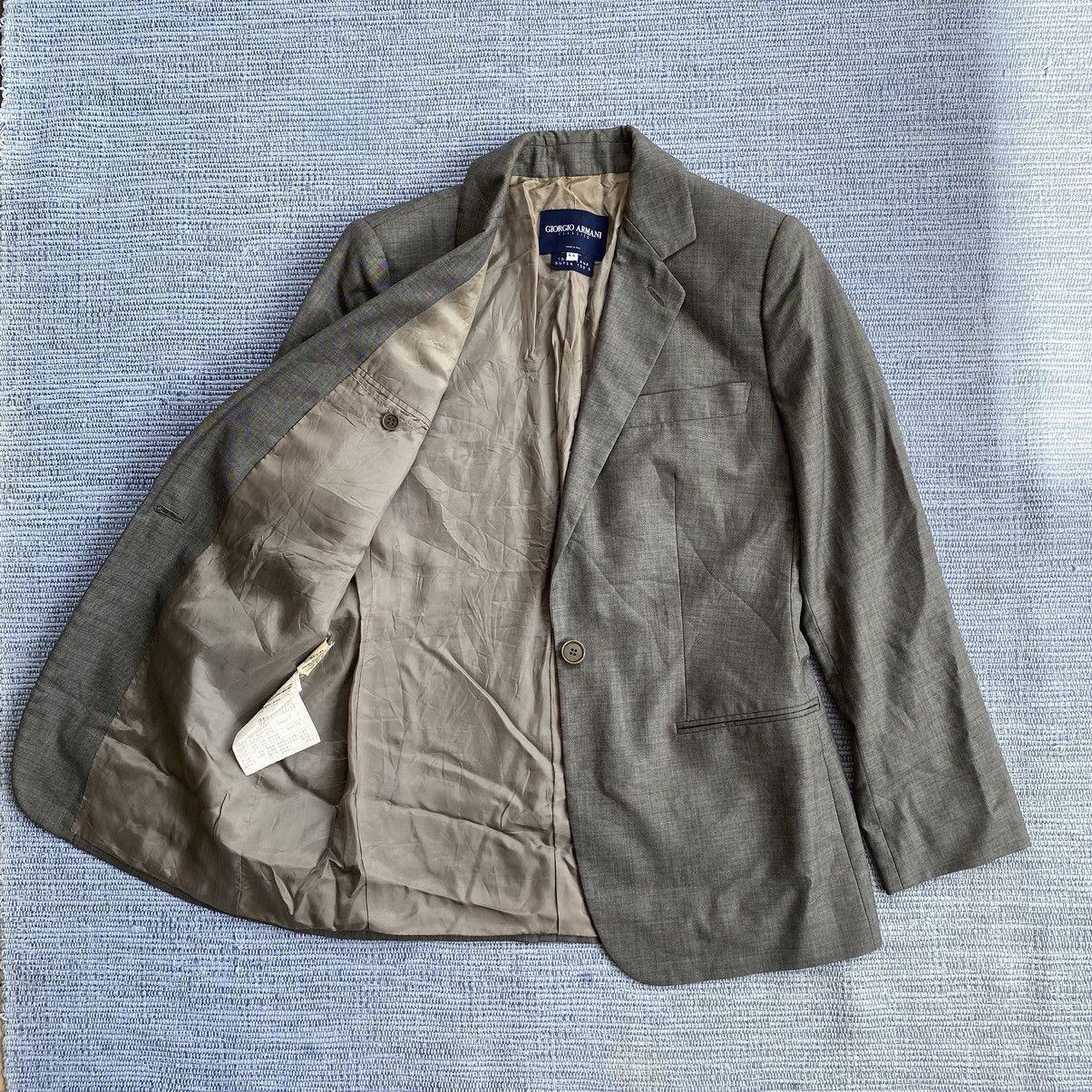 Giorgio Armani clasicco blazer Size M / US 6-8 / IT 42-44 - 2 Thumbnail