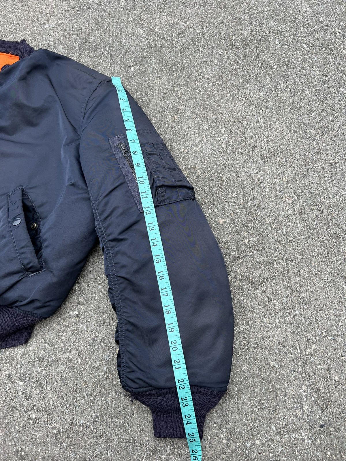 Alpha Industries Vintage 1969 Alpha Industries USAF MA-1 Flight Bomber Jacket Size US M / EU 48-50 / 2 - 16 Thumbnail