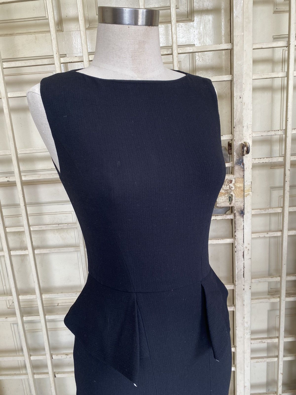 Emilio Pucci black midi dress Size XS / US 0-2 / IT 36-38 - 2 Thumbnail