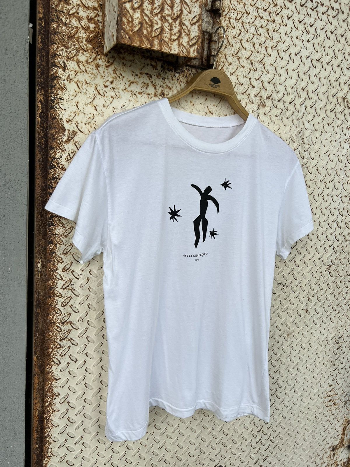 Emanuel Ungaro EMANUEL UNGARO PARIS TEE Size US M / EU 48-50 / 2 - 2 Thumbnail