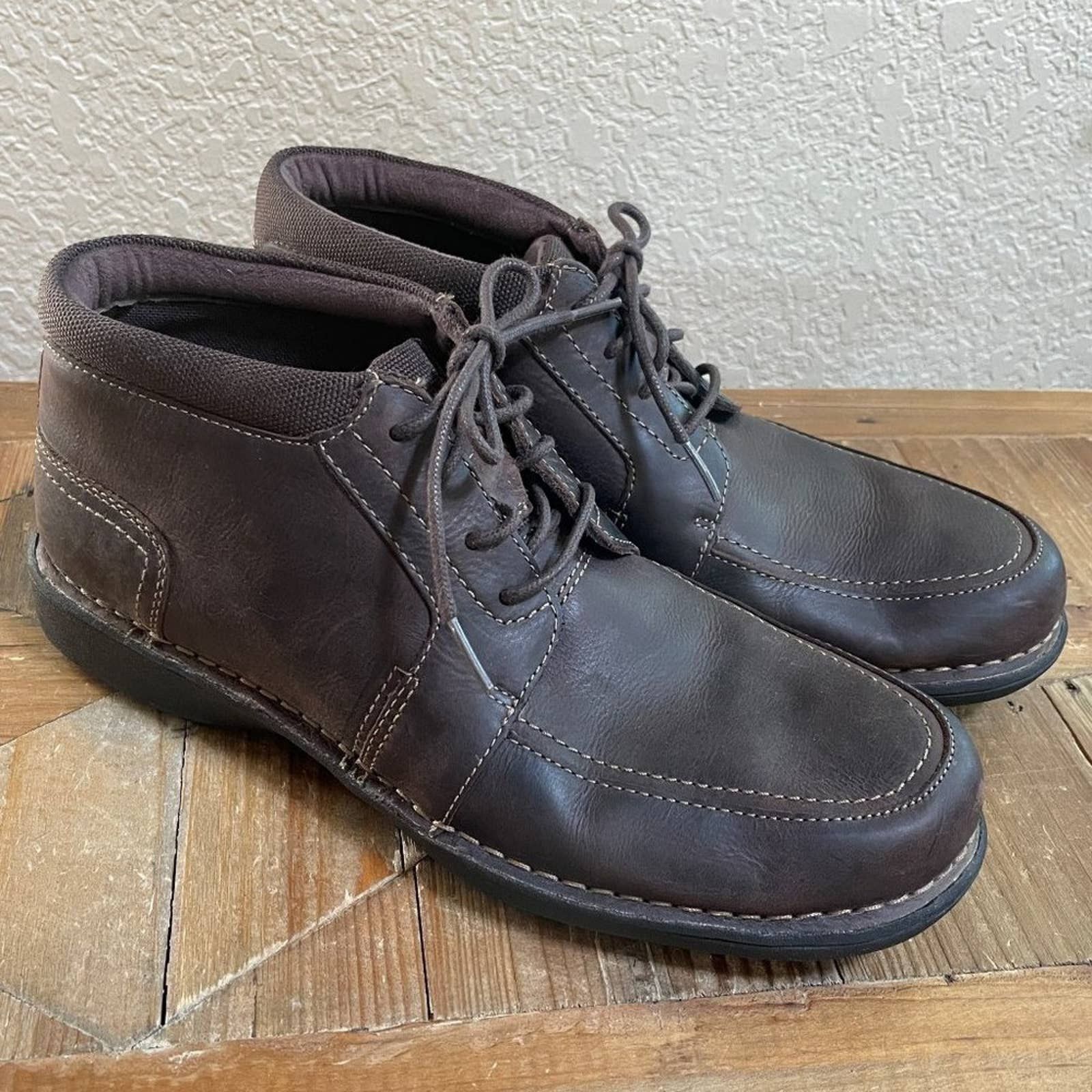 Clarks Clarks Men's Brown Leather Boots, Size 9.5 | Grailed