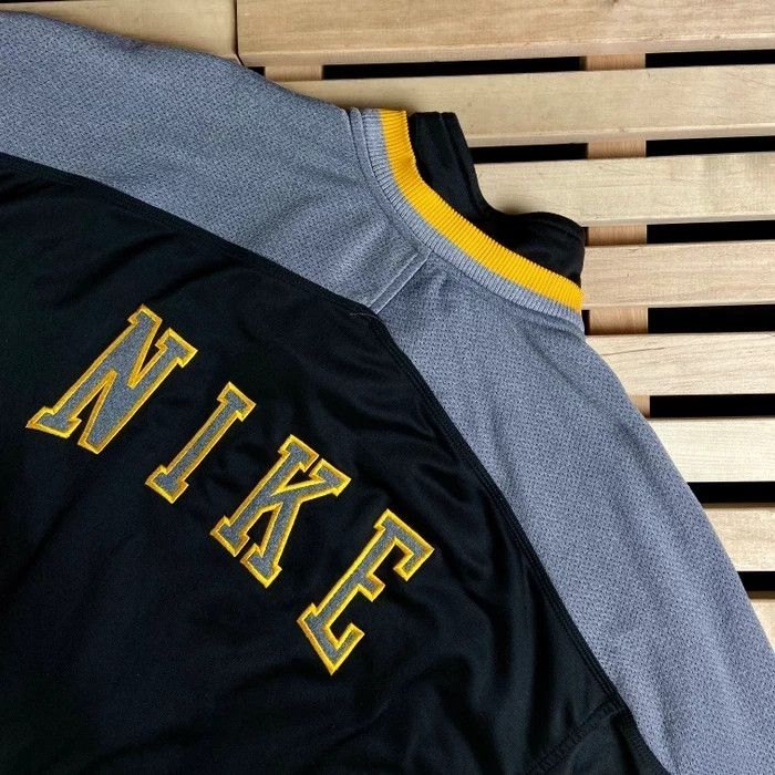 Nike × Vintage Mens Bomber Jacket Nike Back Big Logo Size XL Vintage Size US XL / EU 56 / 4 - 8 Thumbnail