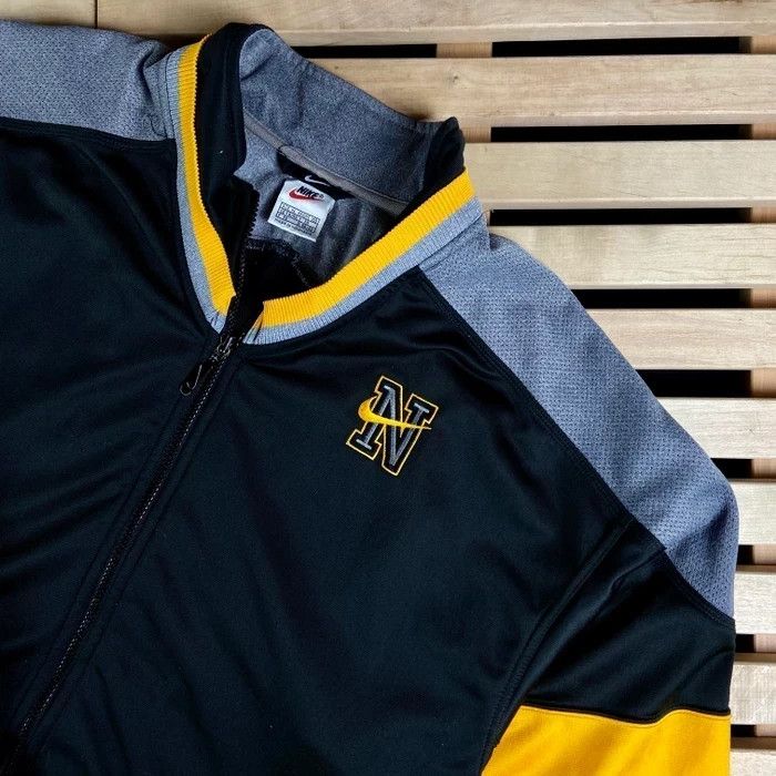 Nike × Vintage Mens Bomber Jacket Nike Back Big Logo Size XL Vintage Size US XL / EU 56 / 4 - 2 Thumbnail