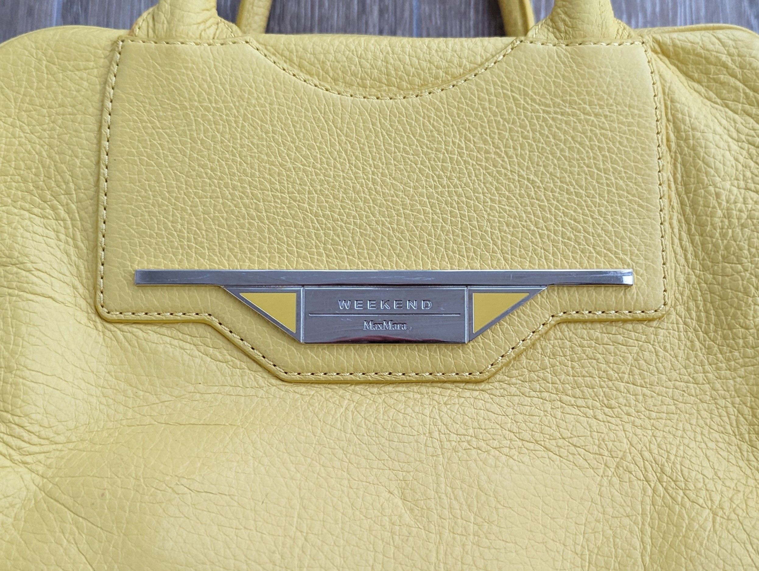 Max Mara × Weekend Max Mara Weekend Max Mara Lime Leather Lemon Handbag Luxury Brand Size ONE SIZE - 19 Thumbnail