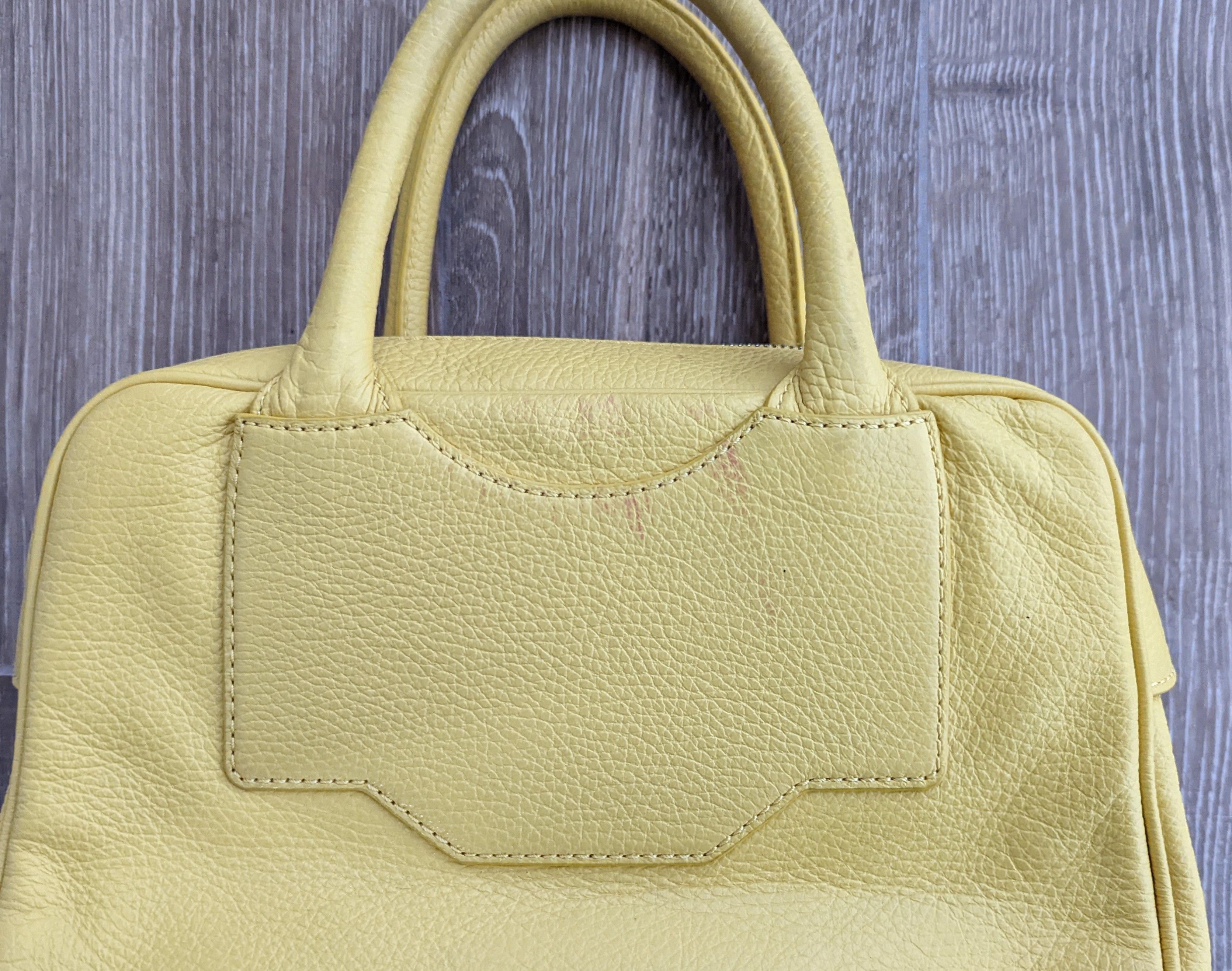Max Mara × Weekend Max Mara Weekend Max Mara Lime Leather Lemon Handbag Luxury Brand Size ONE SIZE - 15 Thumbnail
