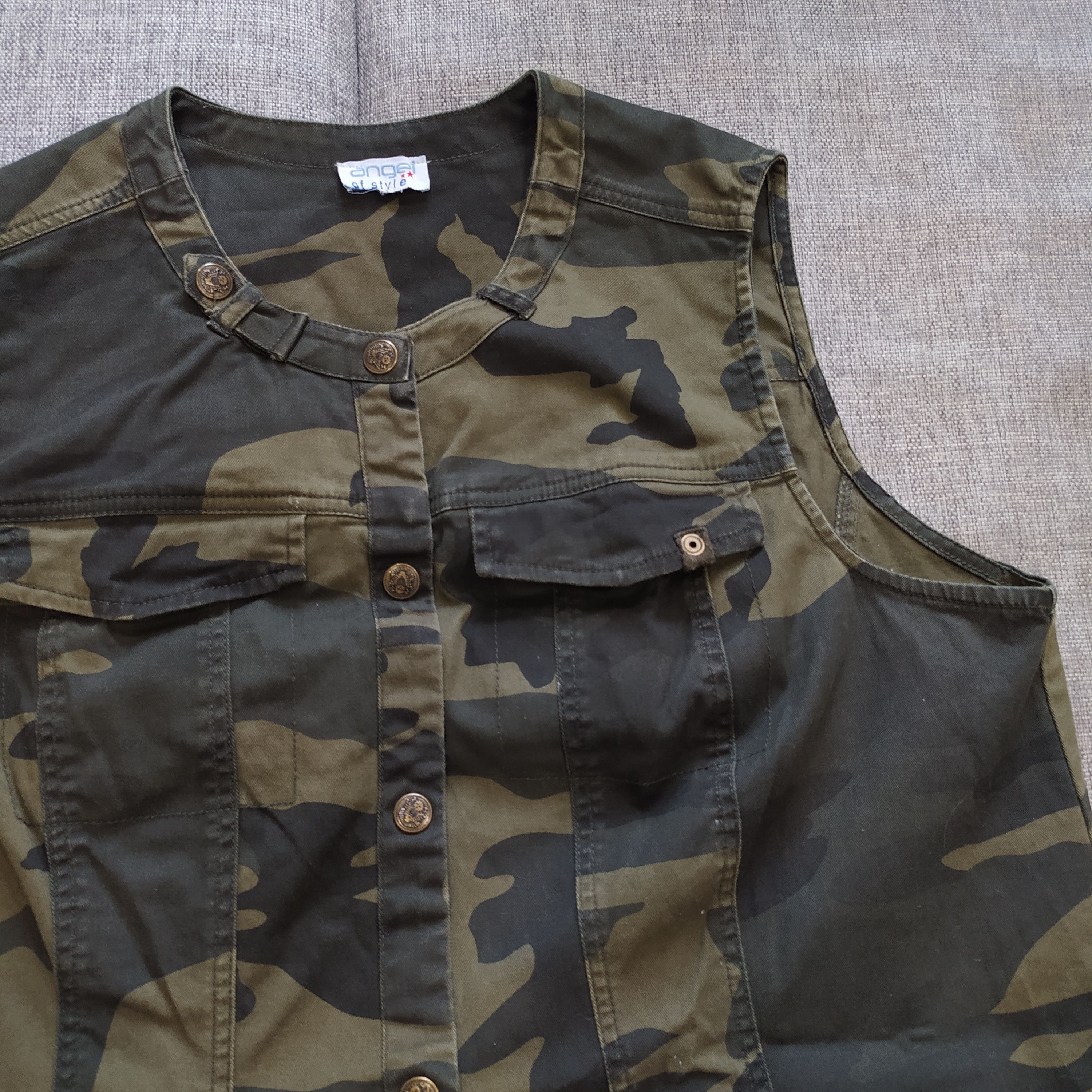 Vintage Vintage Y2K Camo Crewneck Military Sleeveless Vest Size US L / EU 52-54 / 3 - 3 Thumbnail