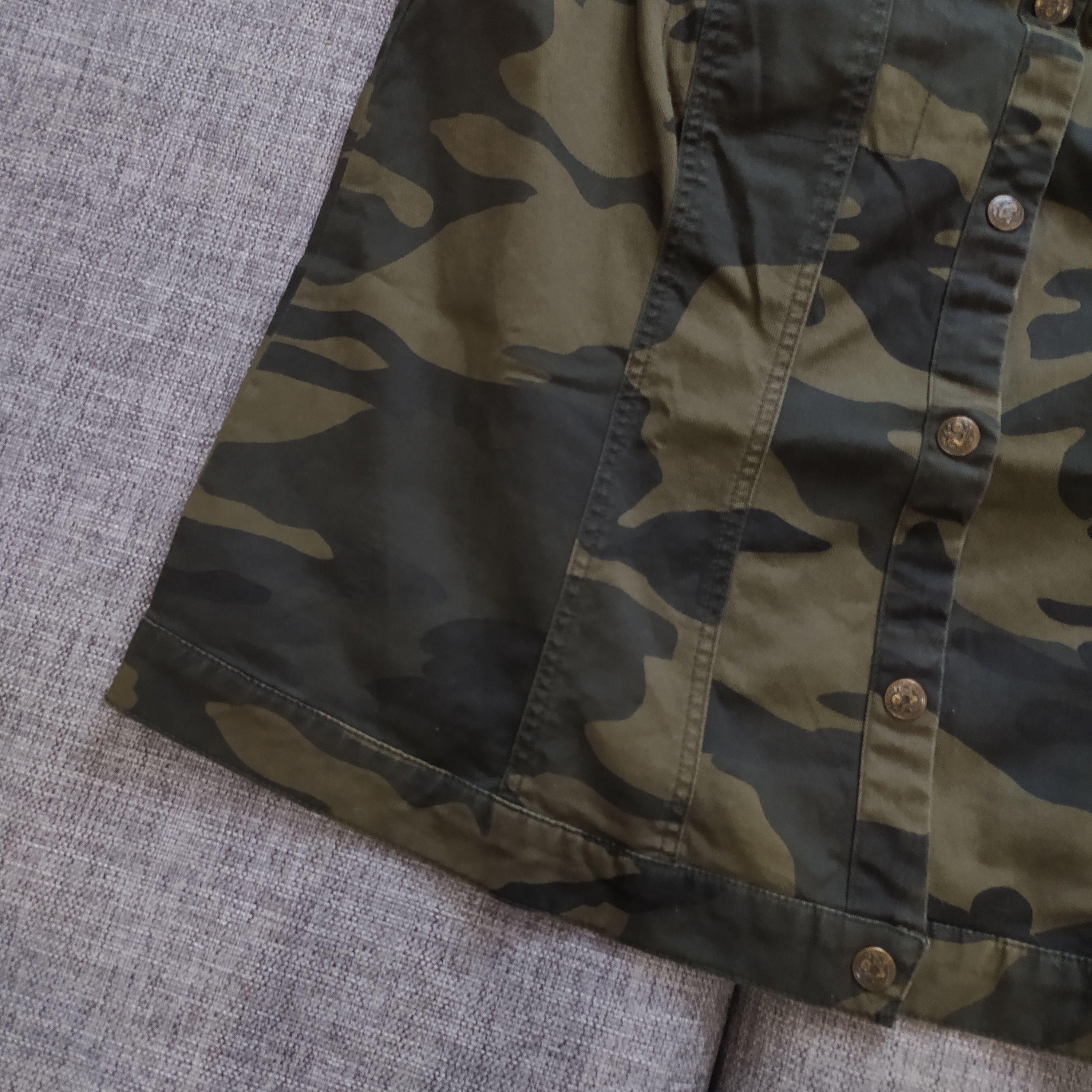 Vintage Vintage Y2K Camo Crewneck Military Sleeveless Vest Size US L / EU 52-54 / 3 - 4 Thumbnail