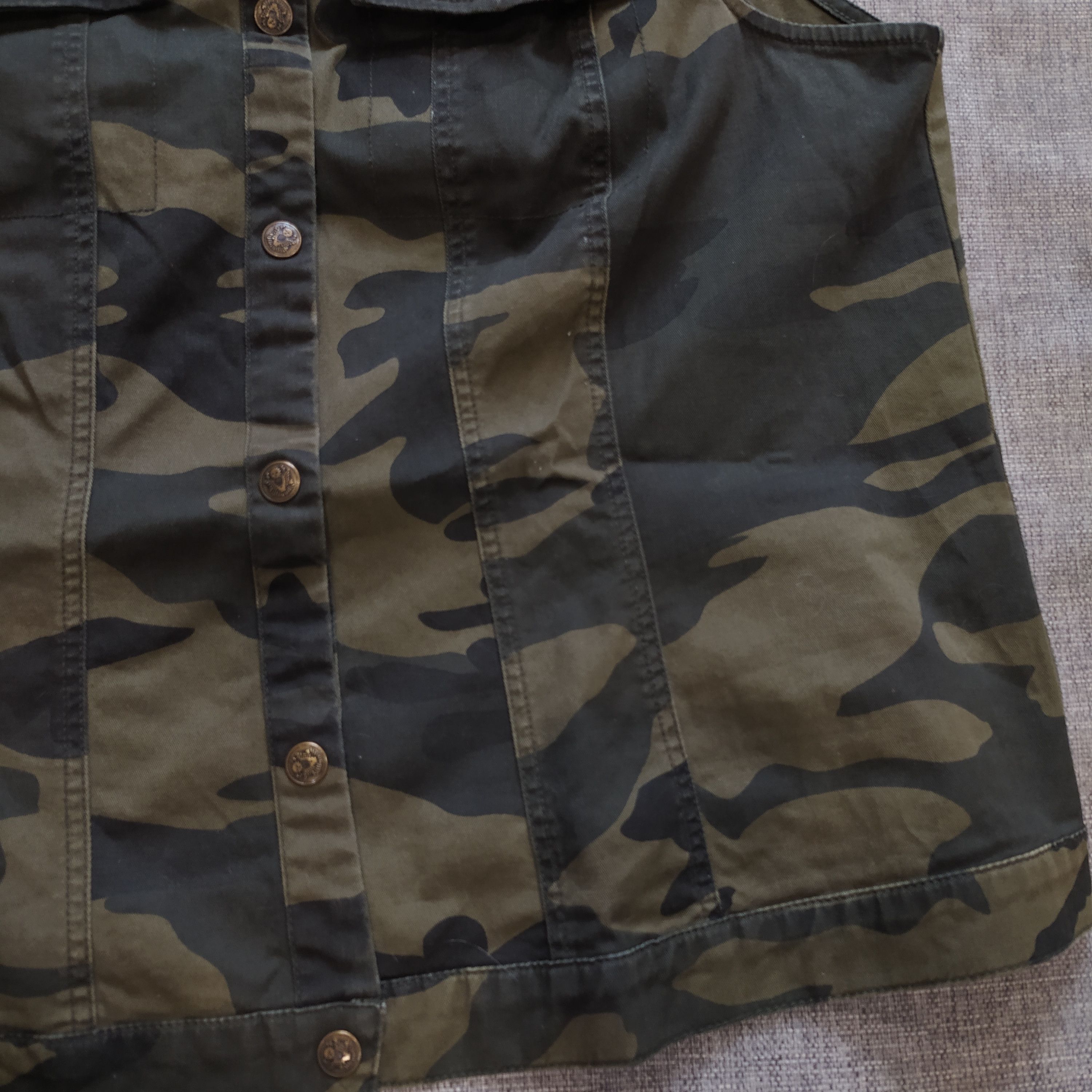 Vintage Vintage Y2K Camo Crewneck Military Sleeveless Vest Size US L / EU 52-54 / 3 - 5 Thumbnail