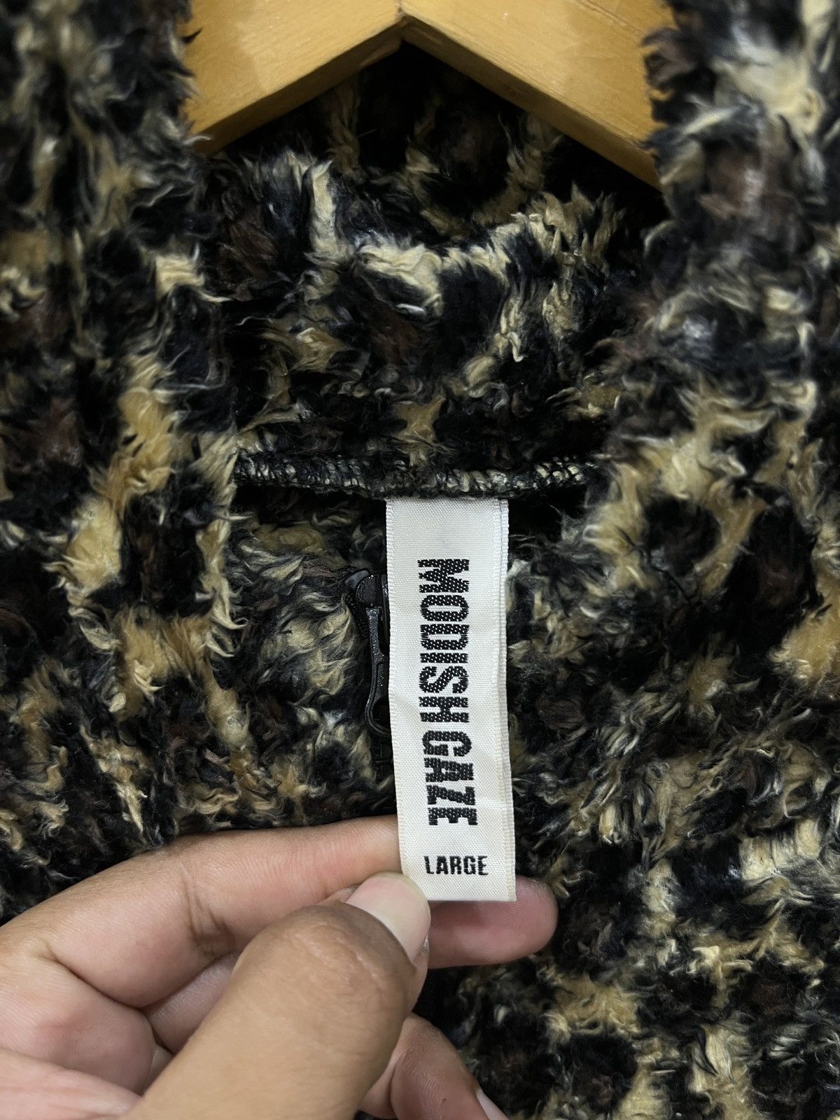 (Eee). MODISH GAZE LEOPARD HOODIE SWEATER
