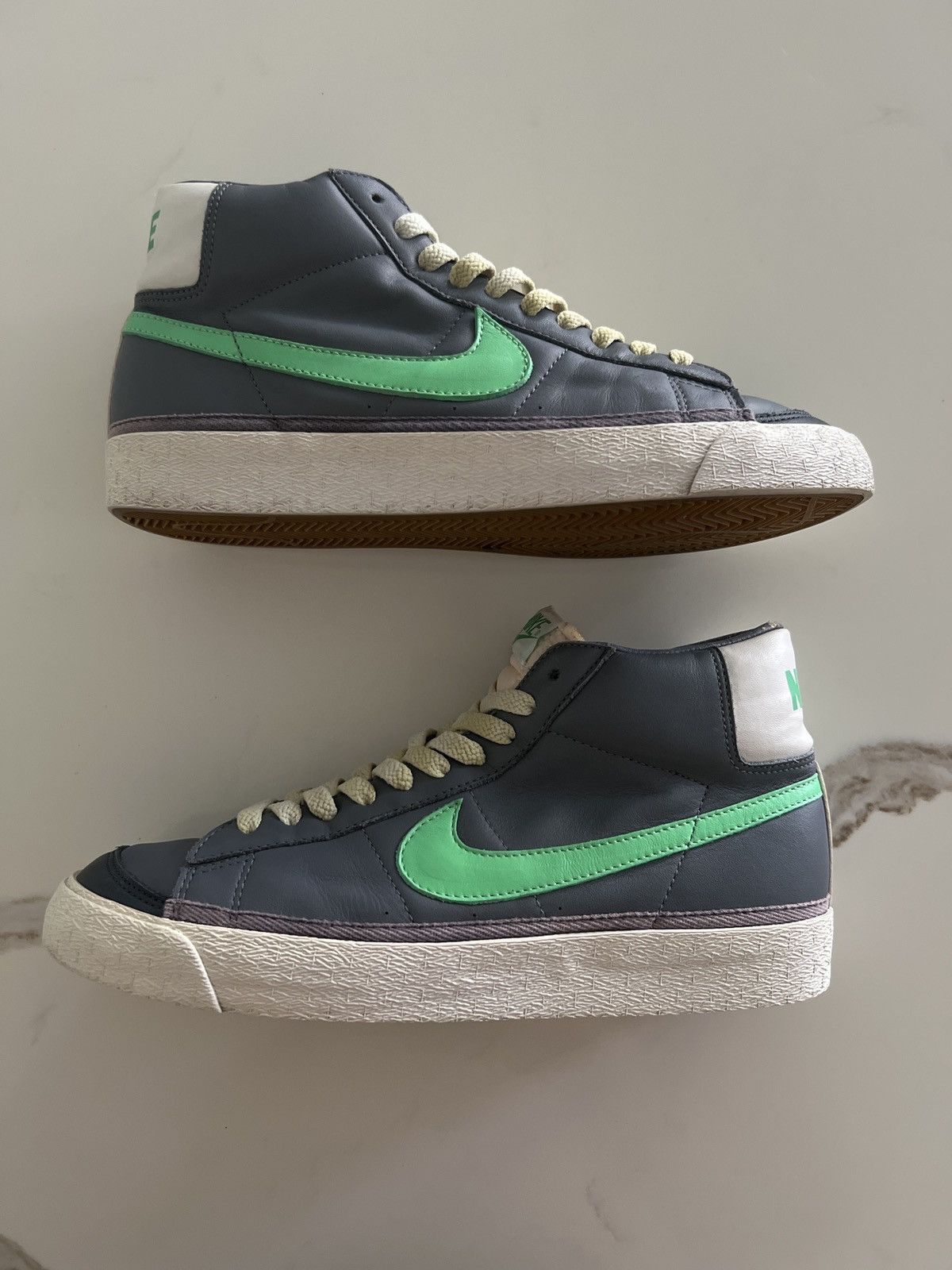 2005 stussy blazer mid 73