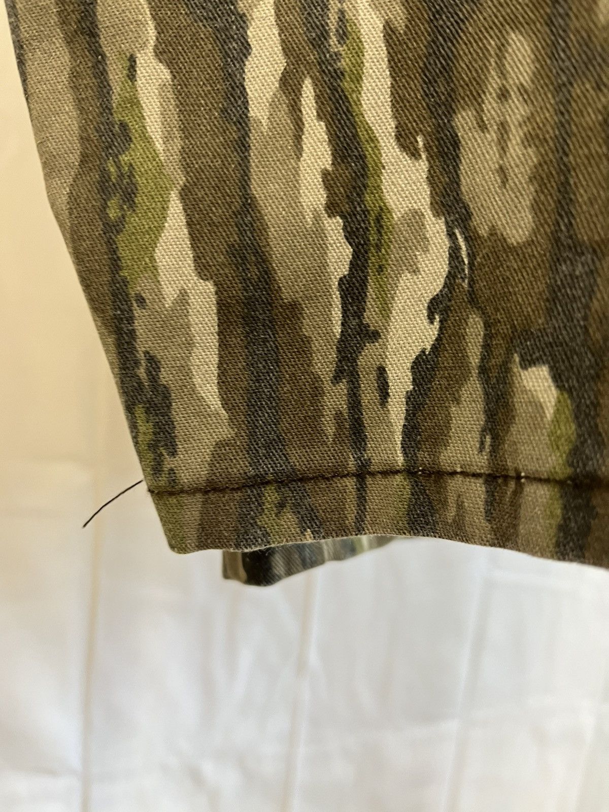 Vintage Vintage REAL TREE Camo Print Light Jacket Military Overshirt Size US L / EU 52-54 / 3 - 8 Thumbnail