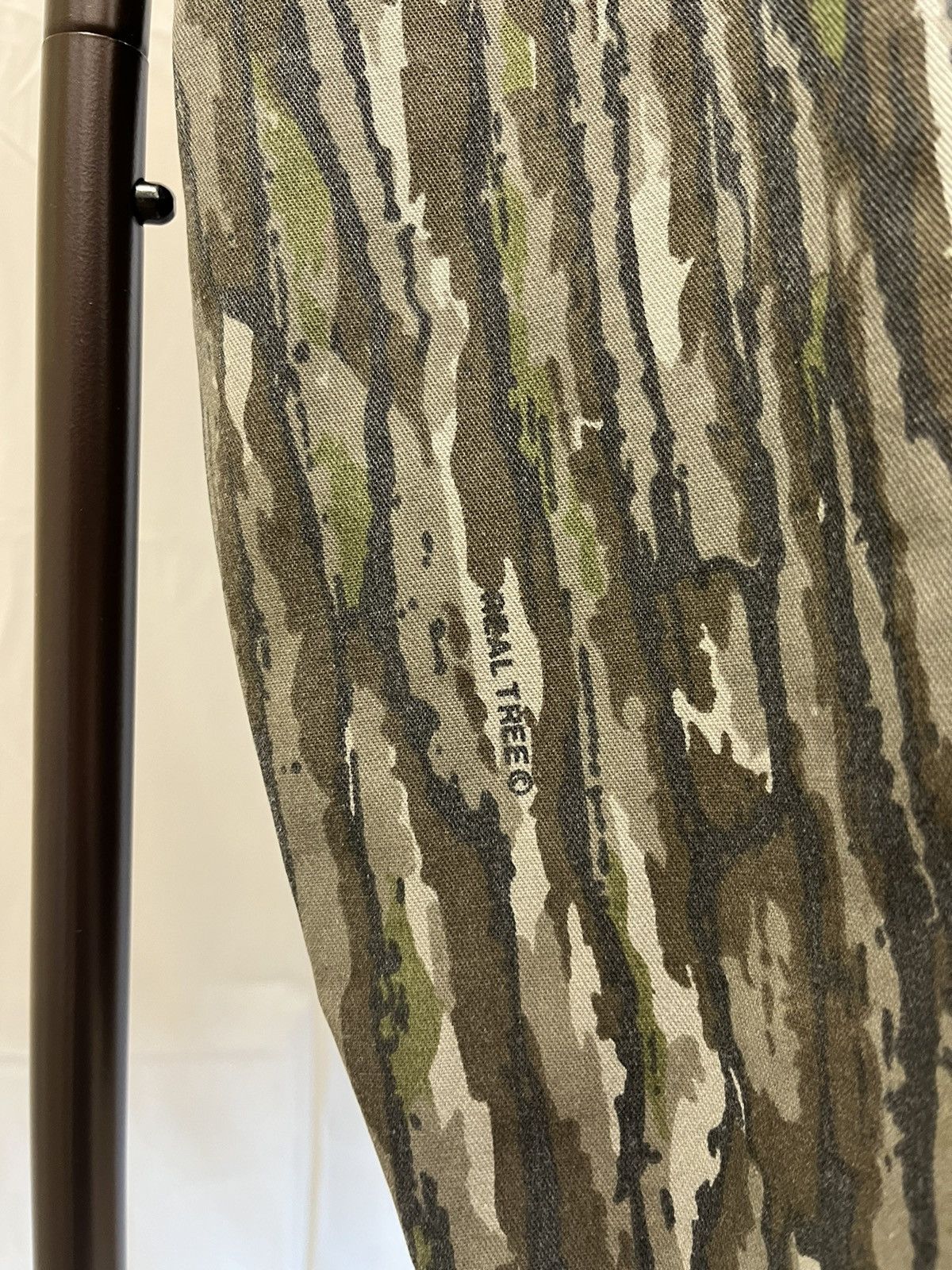 Vintage Vintage REAL TREE Camo Print Light Jacket Military Overshirt Size US L / EU 52-54 / 3 - 7 Thumbnail
