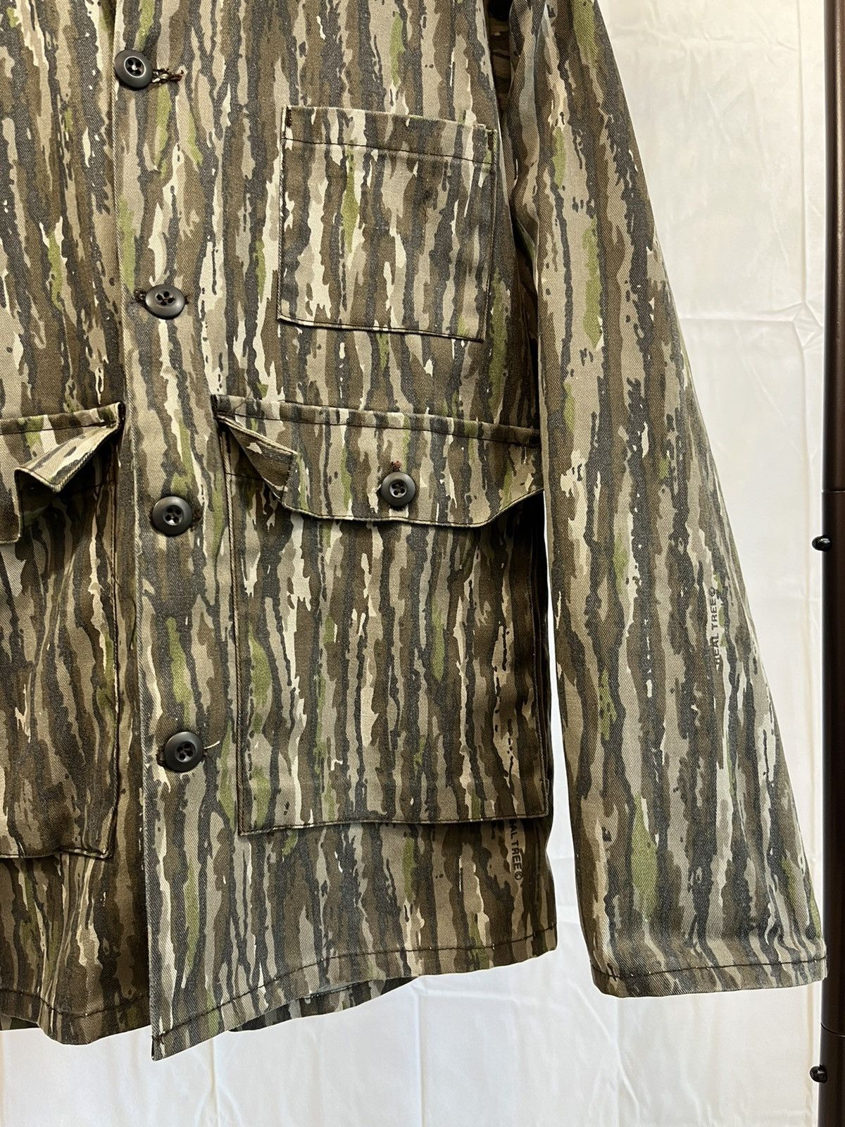 Vintage Vintage REAL TREE Camo Print Light Jacket Military Overshirt Size US L / EU 52-54 / 3 - 5 Thumbnail