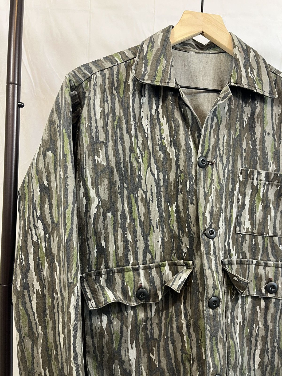 Vintage Vintage REAL TREE Camo Print Light Jacket Military Overshirt Size US L / EU 52-54 / 3 - 4 Thumbnail
