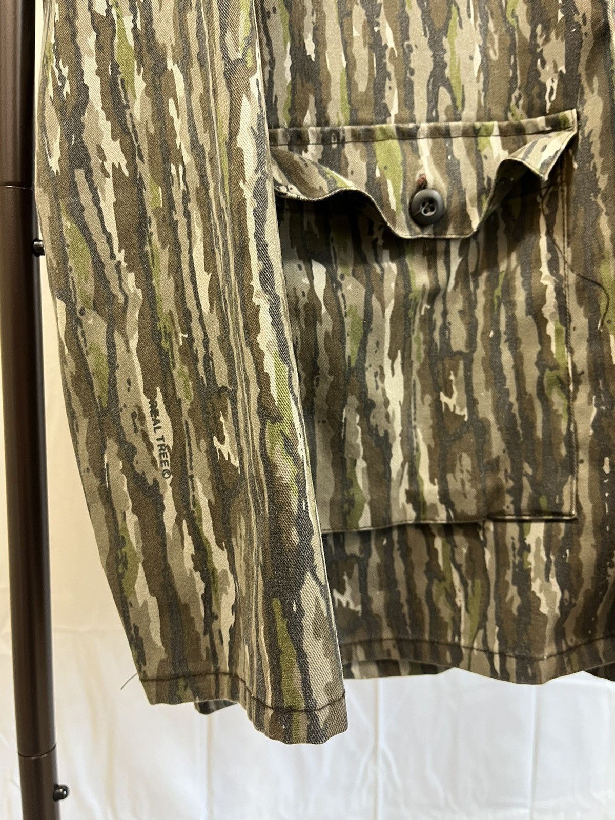 Vintage Vintage REAL TREE Camo Print Light Jacket Military Overshirt Size US L / EU 52-54 / 3 - 6 Thumbnail