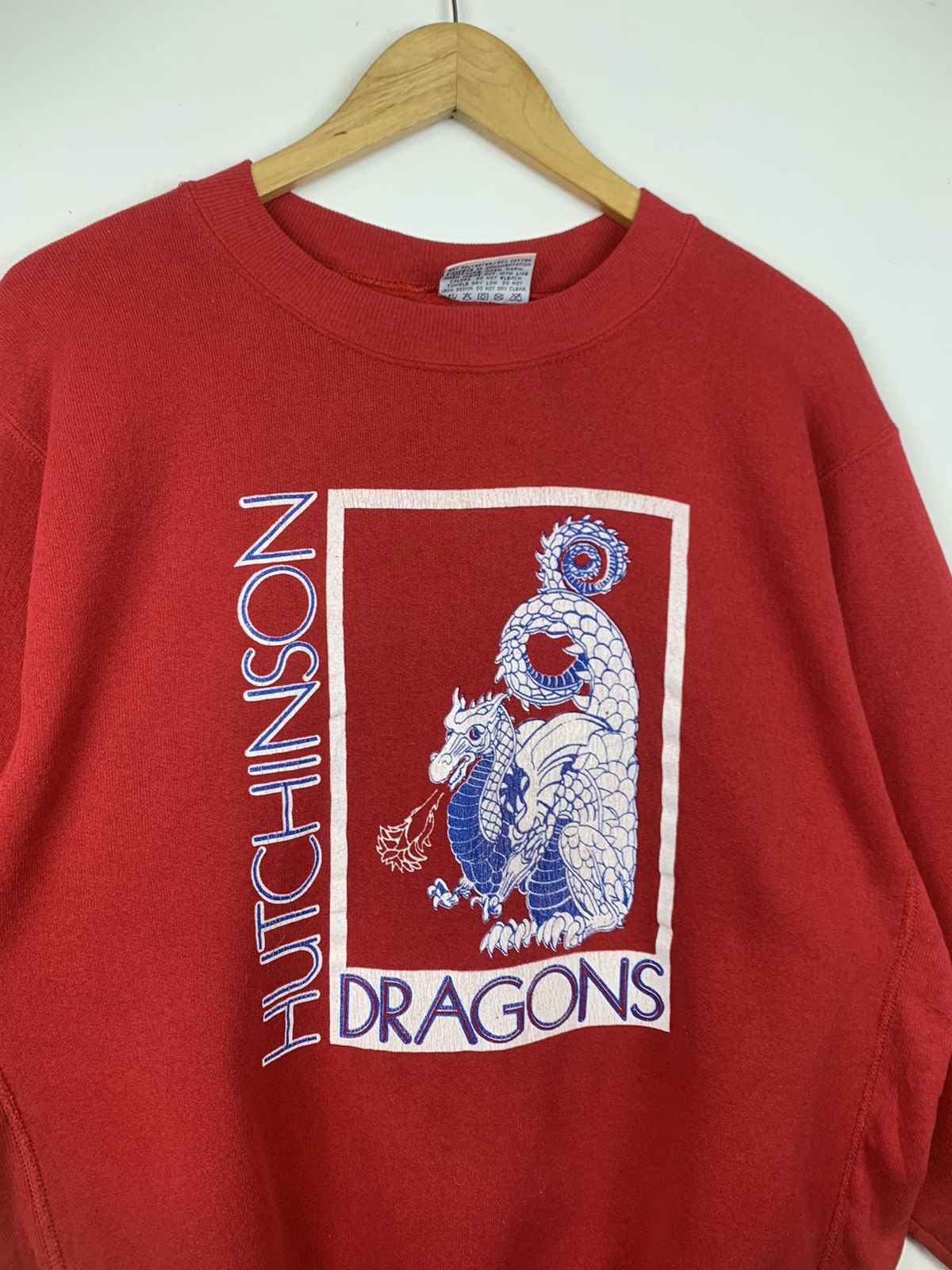 Japanese Brand VINTAGE HUTCHINSON BLUE DRAGON COLLEGE COMMUNITY SWEATSHIRT Size US XL / EU 56 / 4 - 4 Thumbnail